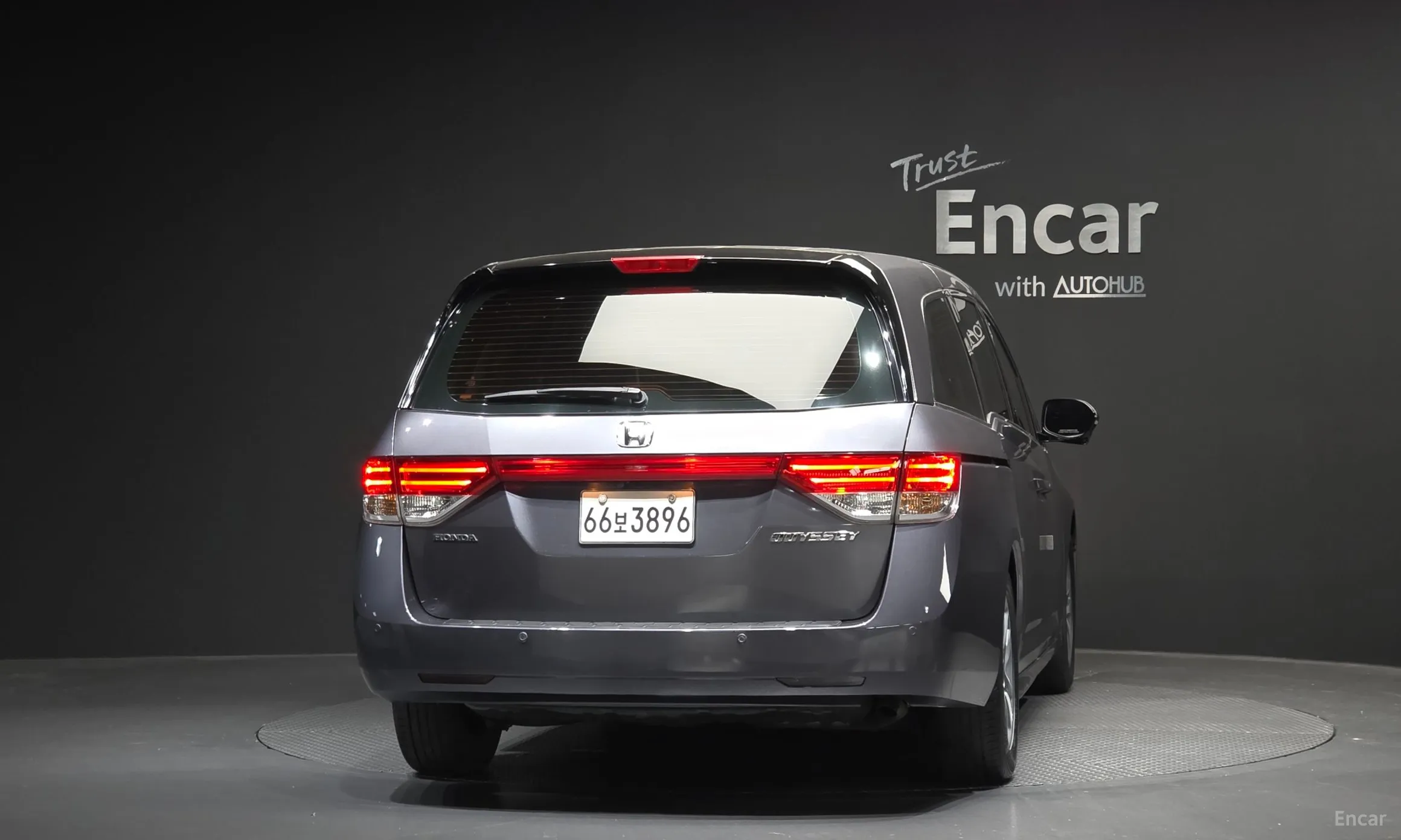 Honda Odyssey превью 4