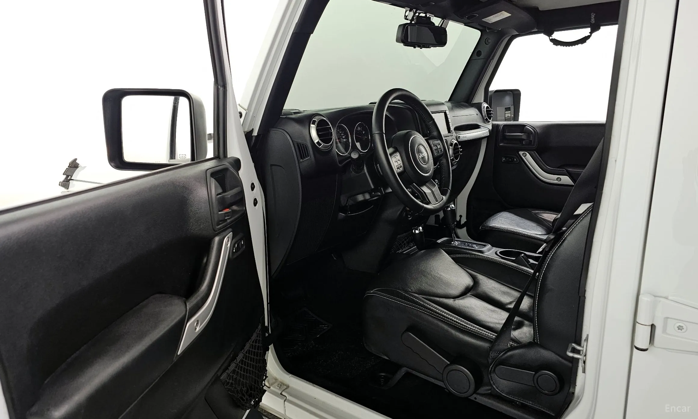Jeep Wrangler (JK) превью 10