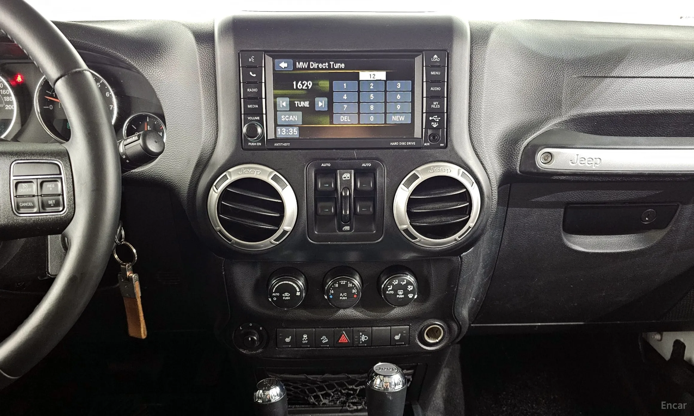 Jeep Wrangler (JK) превью 17