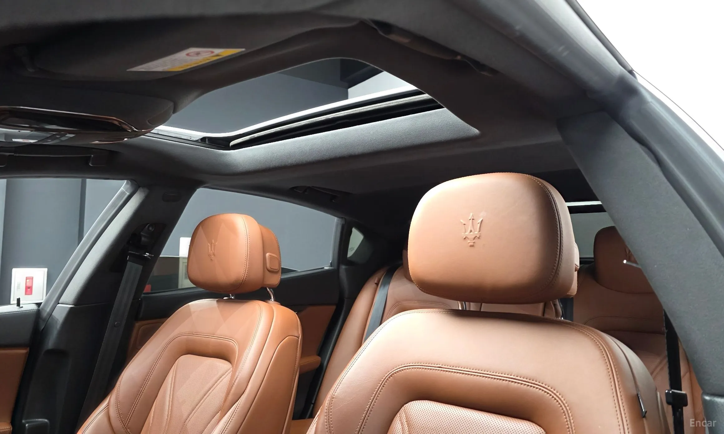 Maserati Quattroporte превью 18