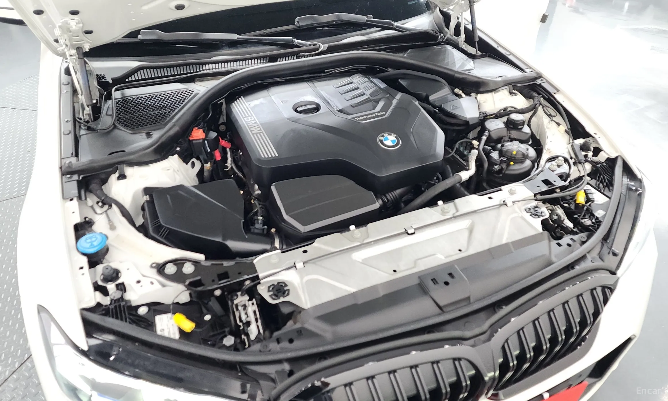 BMW 3 Series (G20) превью 6