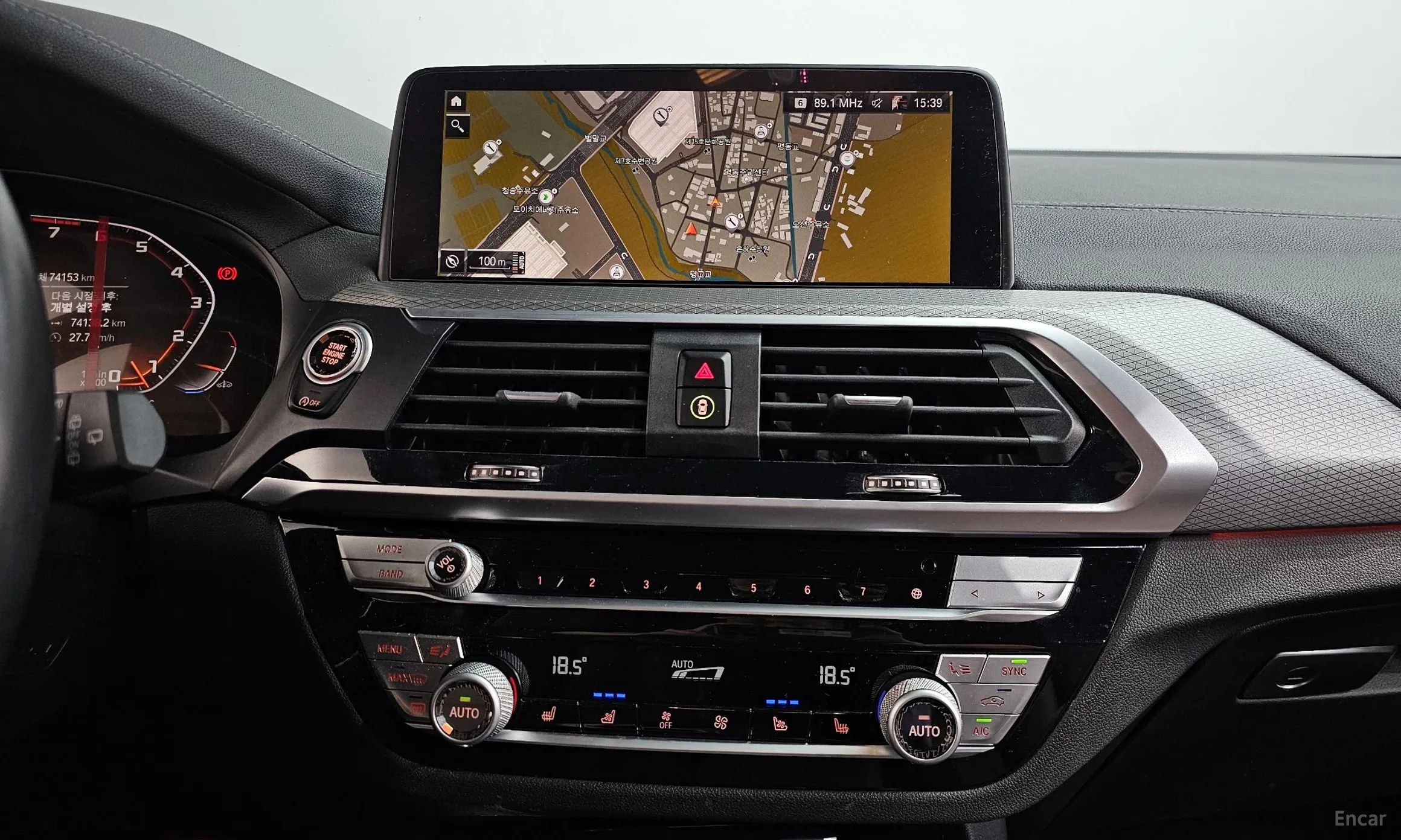 BMW X3 (G01) превью 14