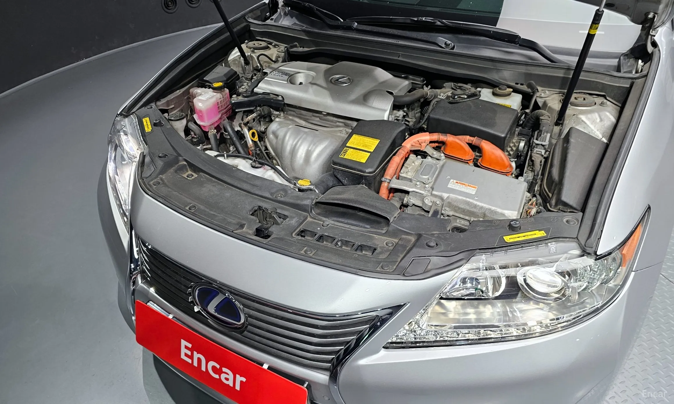 Lexus New ES300h превью 6