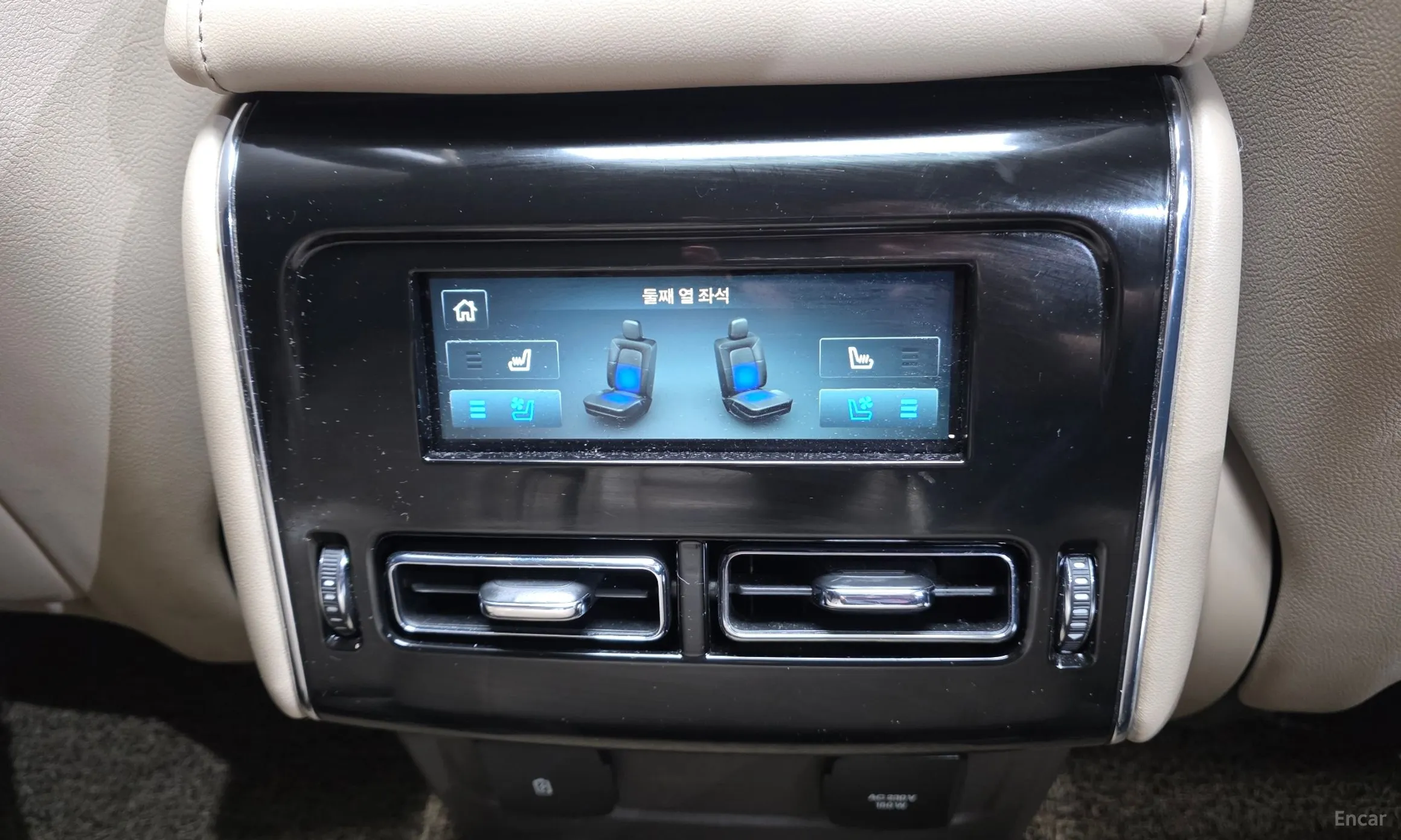 Lincoln Aviator 2nd Generation превью 18
