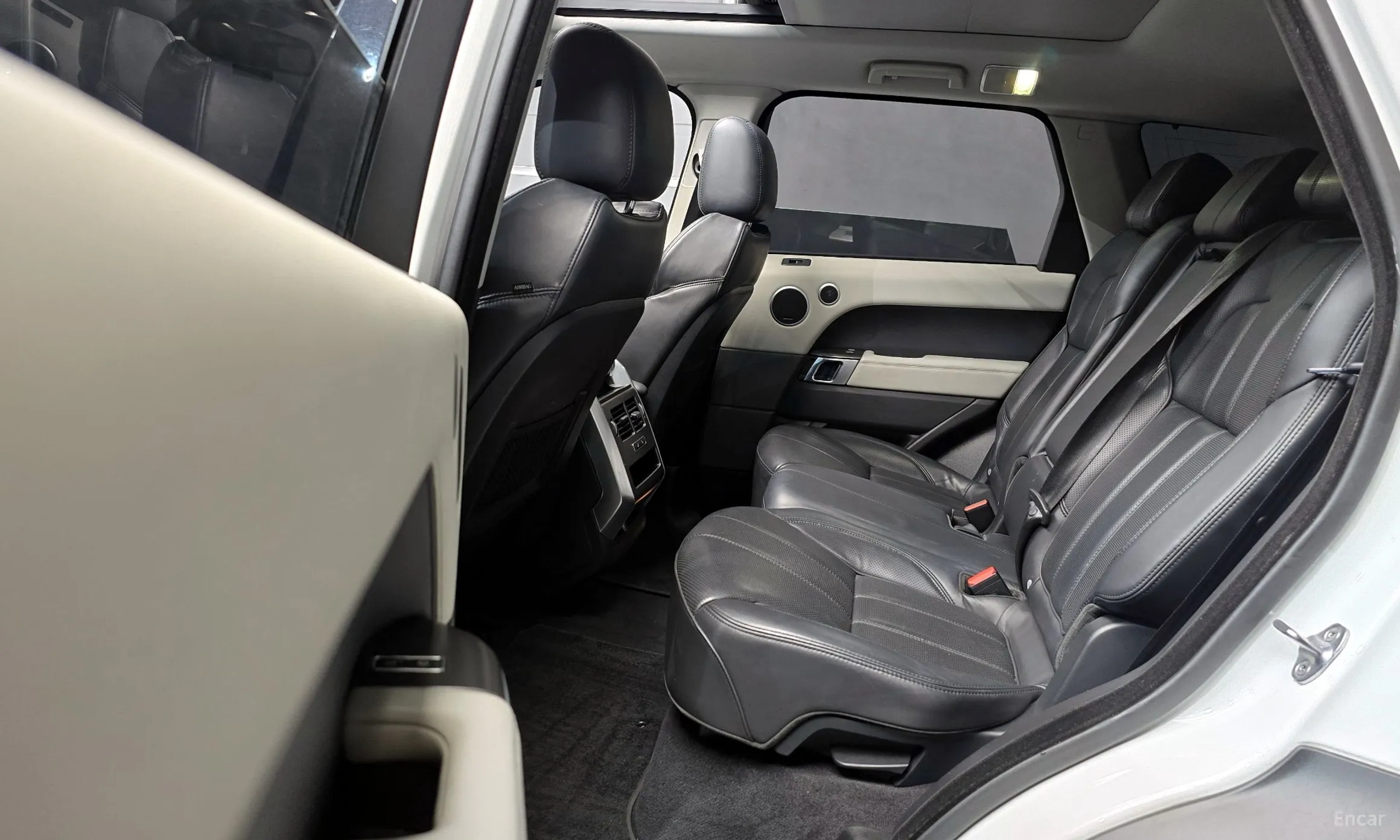 Land Rover Range Rover Sport 2nd Generation превью 12