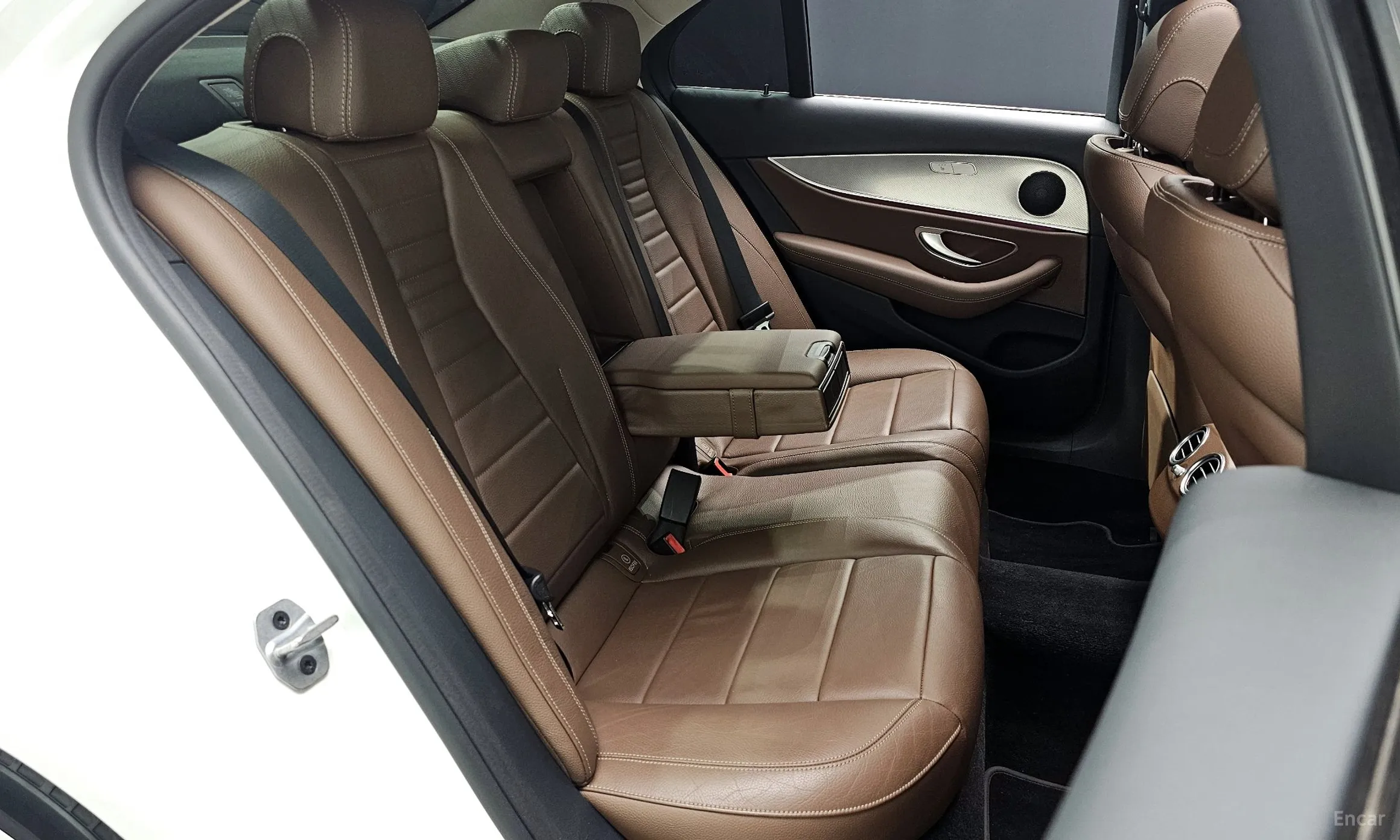 Mercedes Benz E-Class W213 превью 11