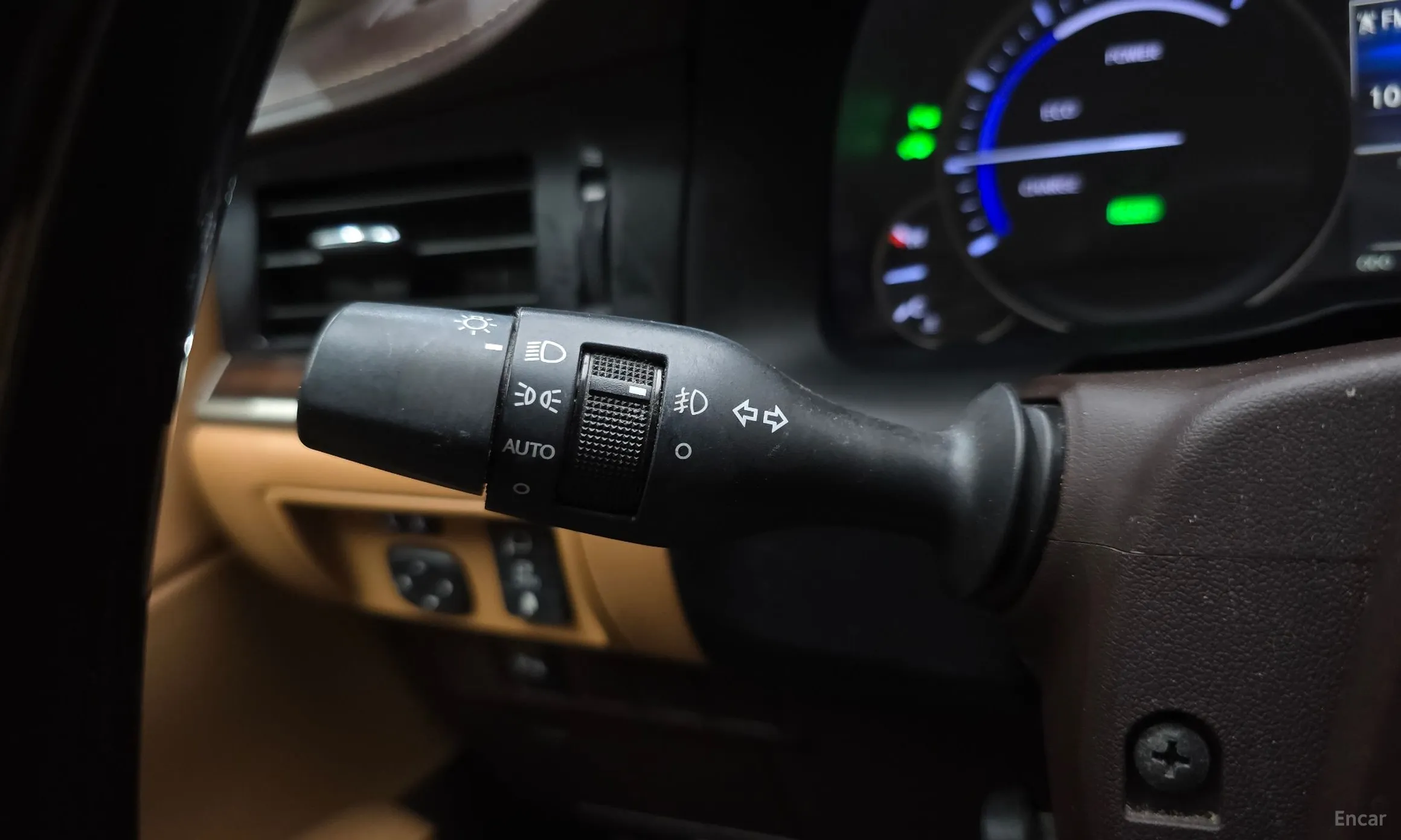 Lexus New ES300h превью 17
