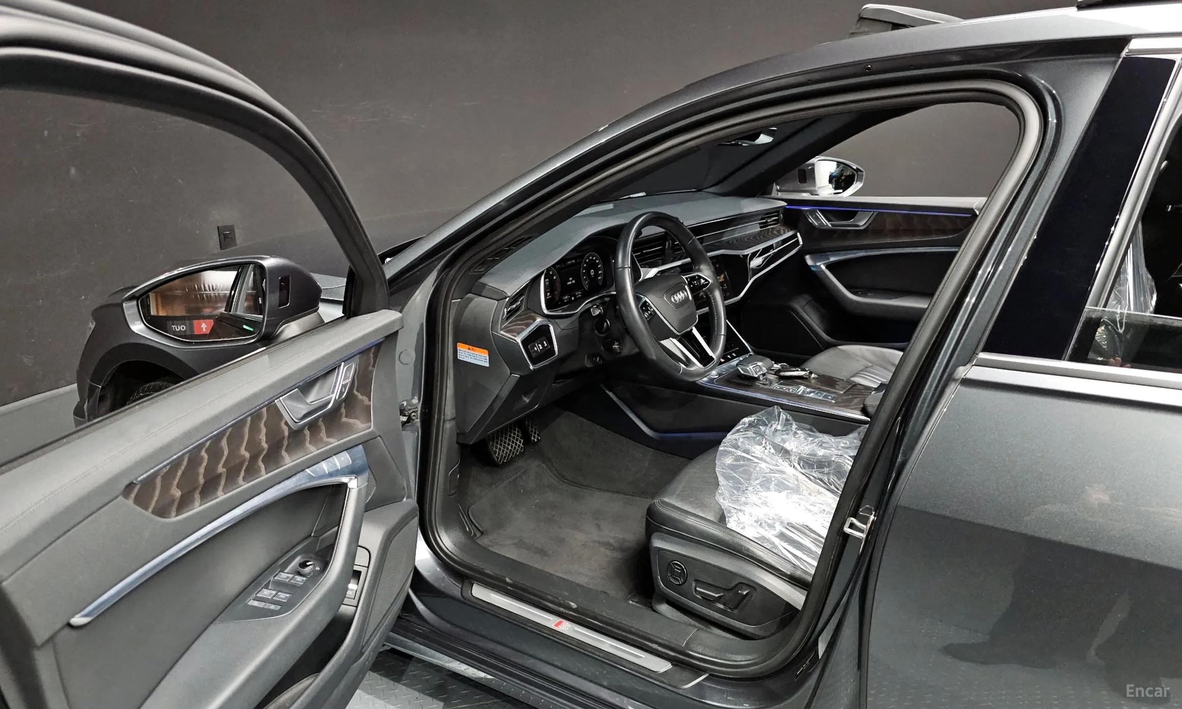 Audi A6 (C8) превью 10