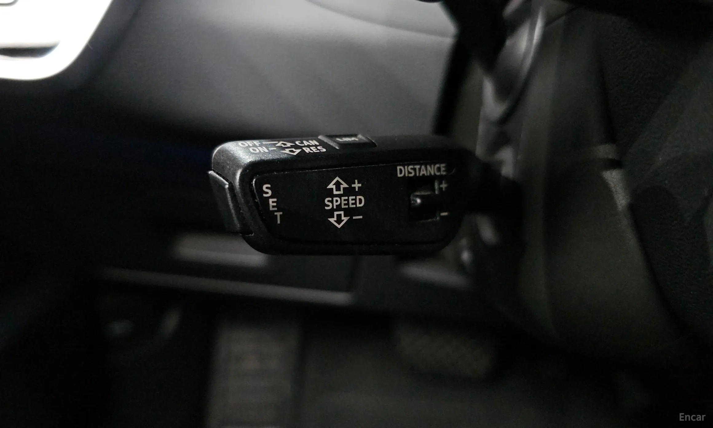 Audi A6 (C8) превью 16