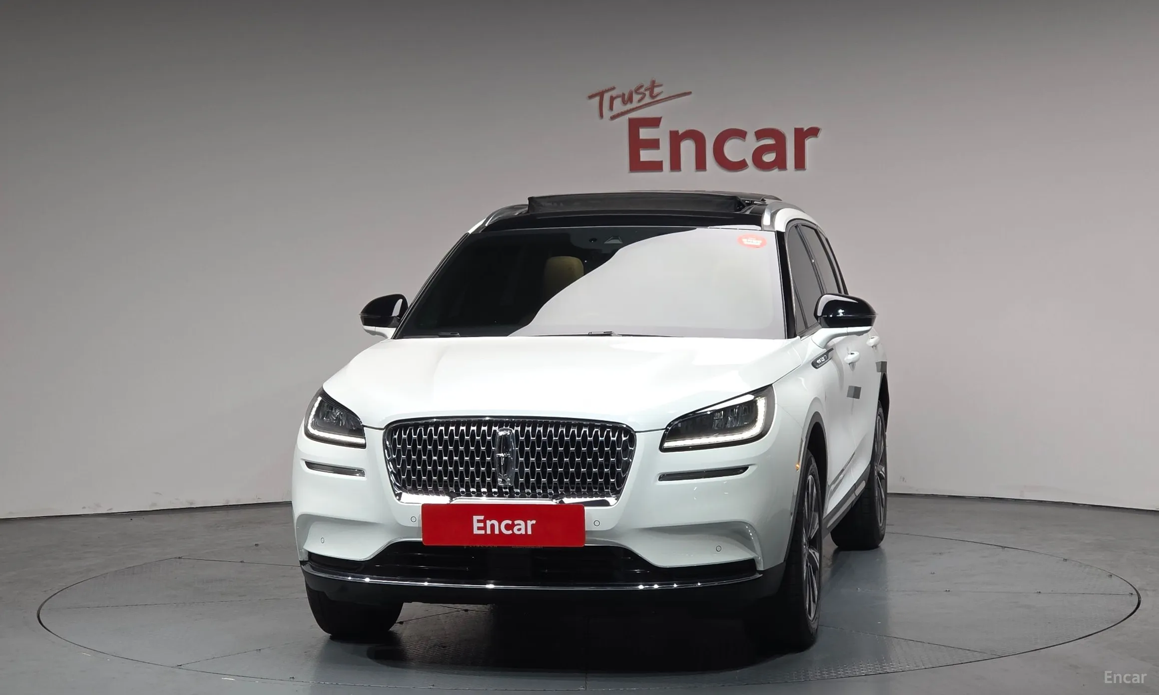 Lincoln Corsair превью 3
