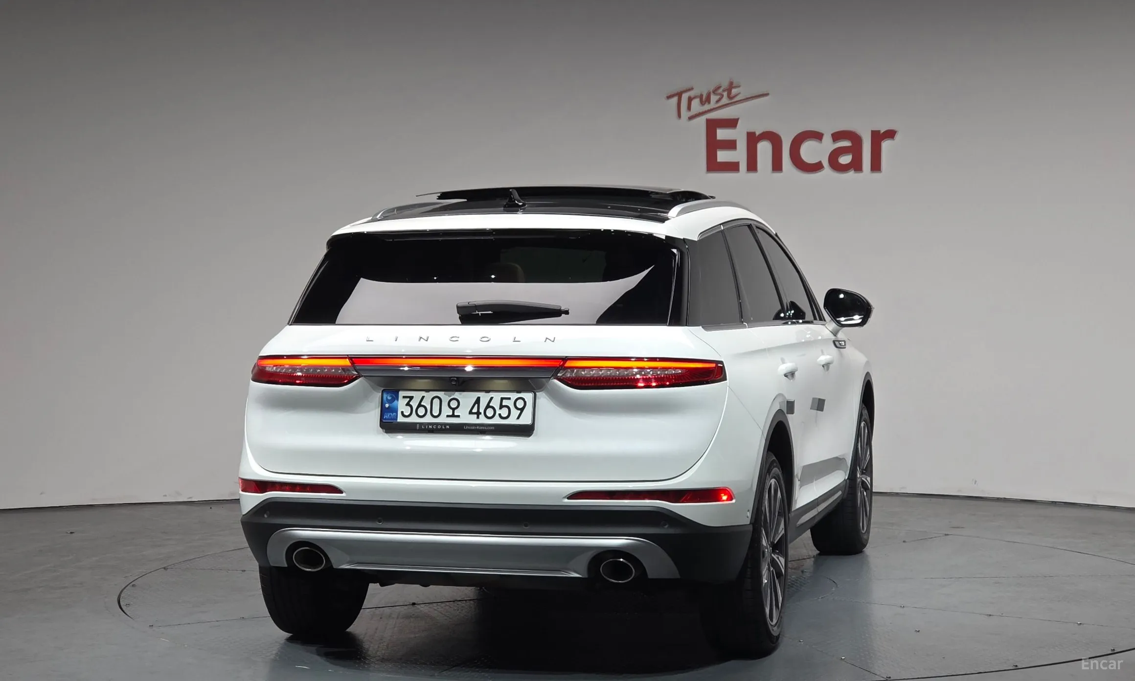 Lincoln Corsair превью 4