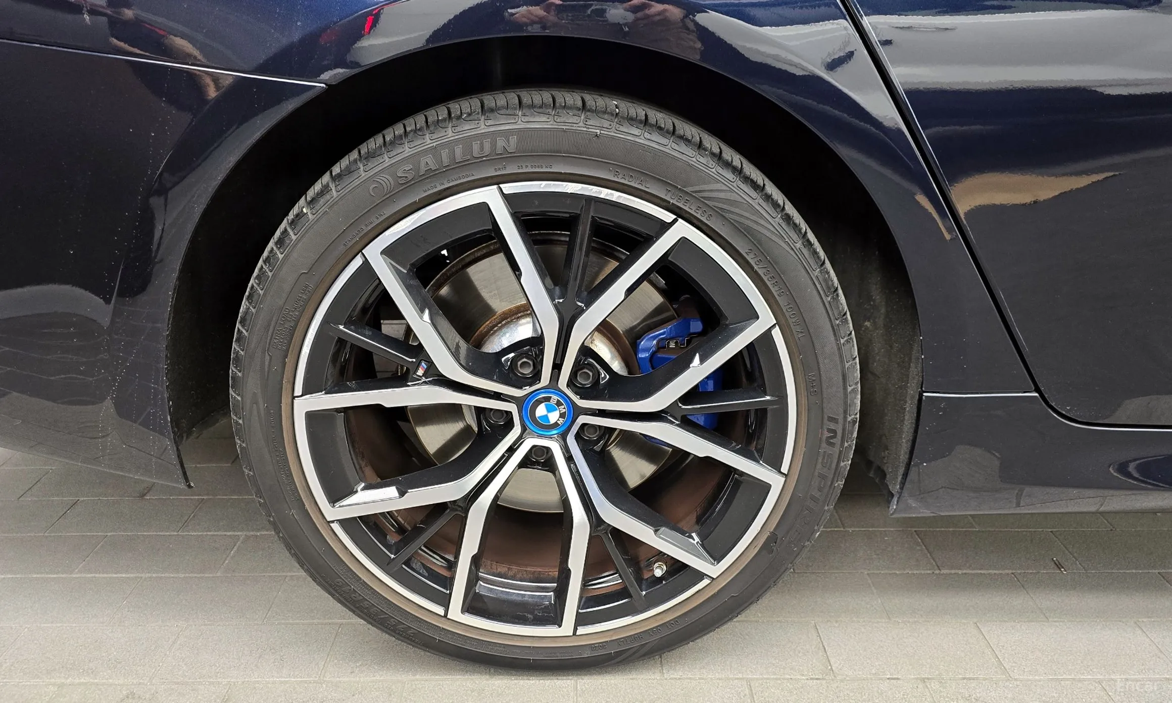 BMW 5 Series (G30) превью 5