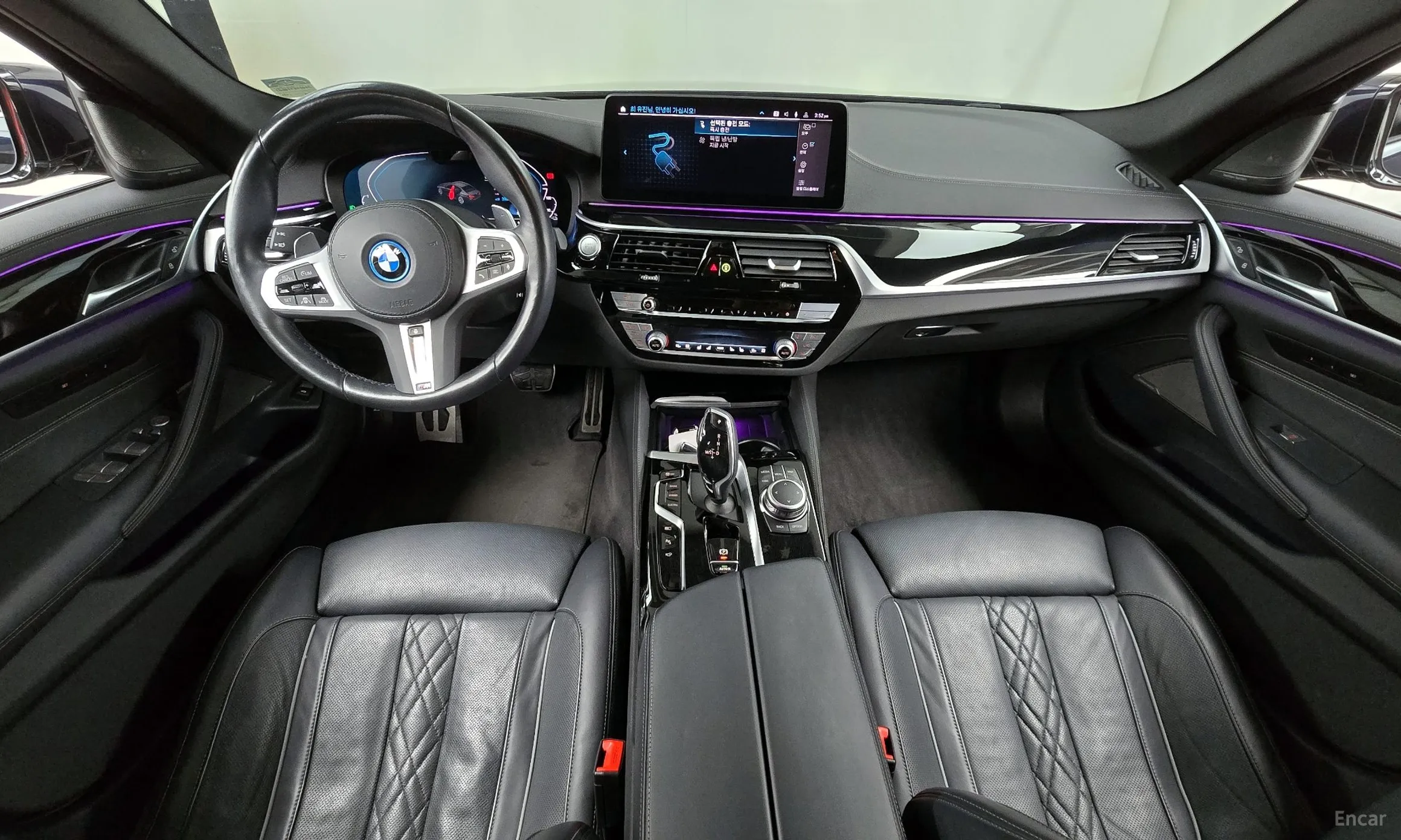 BMW 5 Series (G30) превью 7