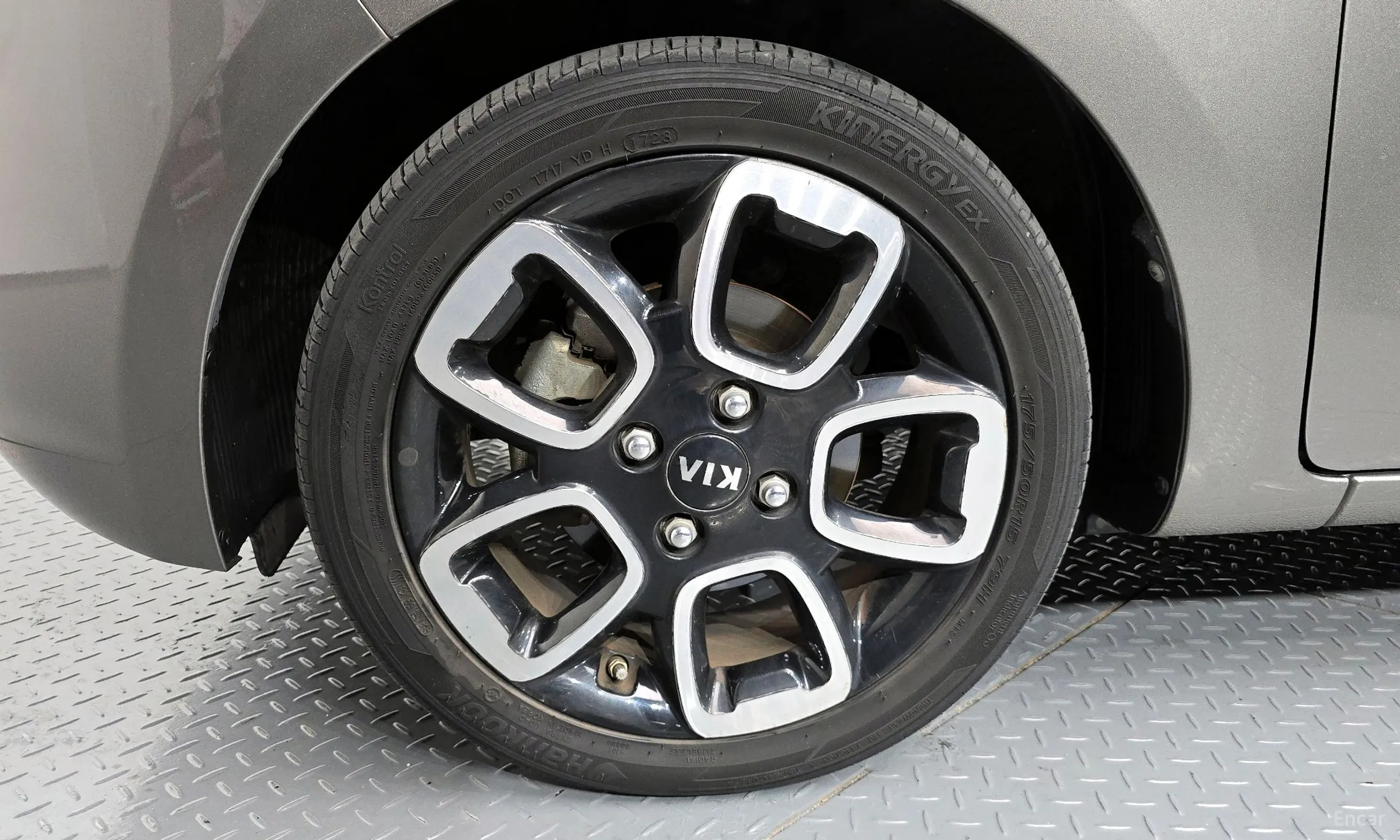 Kia Ray превью 5