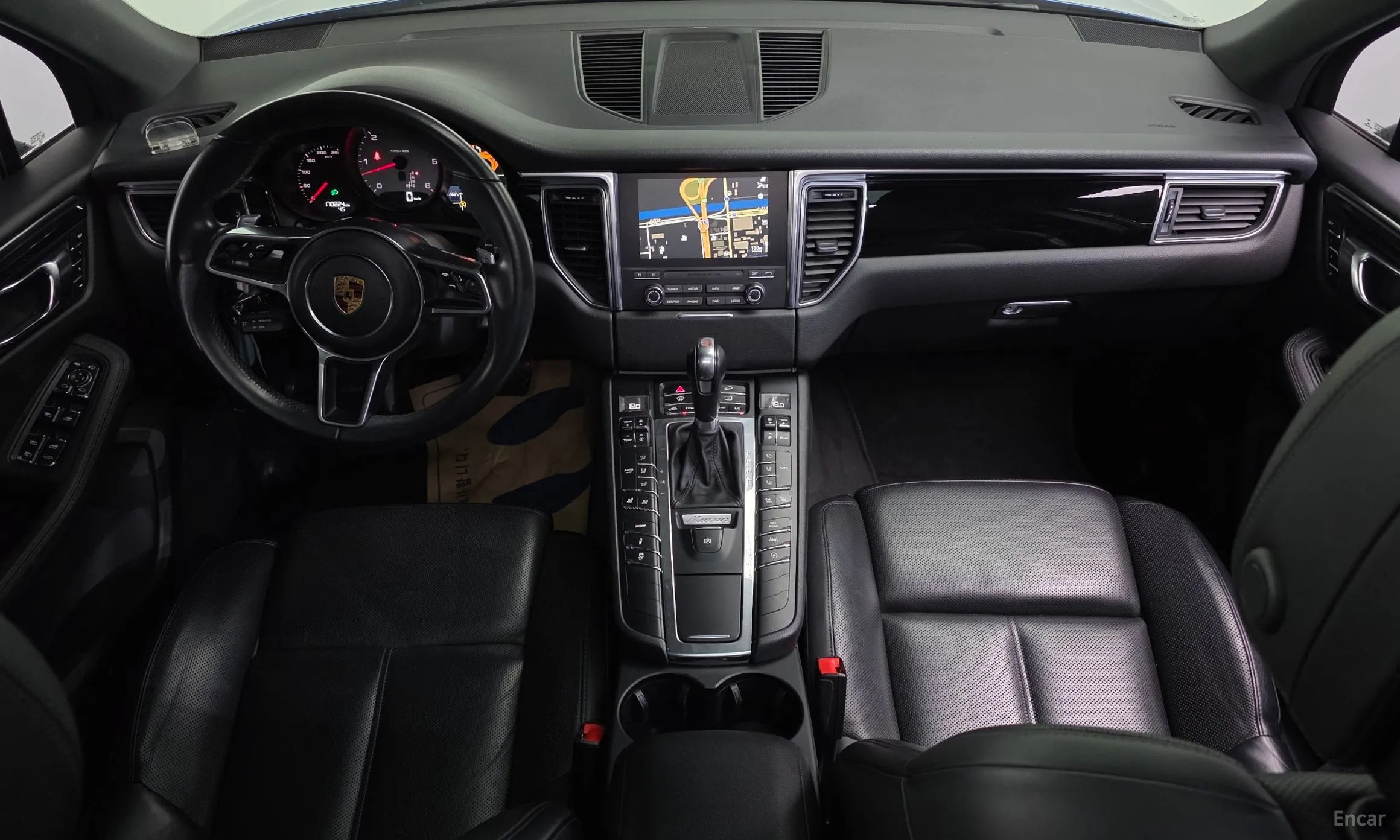 Porsche Macan превью 7