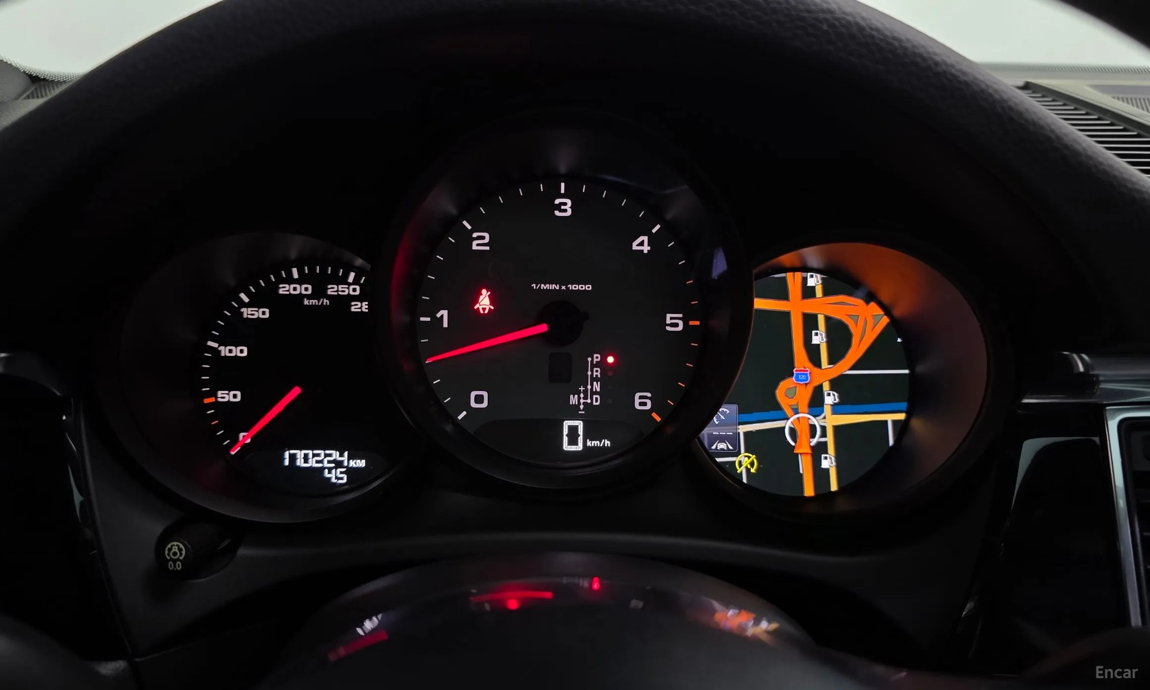 Porsche Macan превью 8
