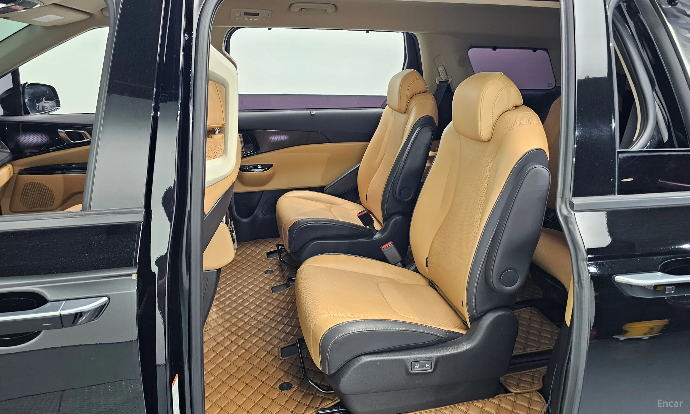 Kia Carnival Gen 4 превью 11