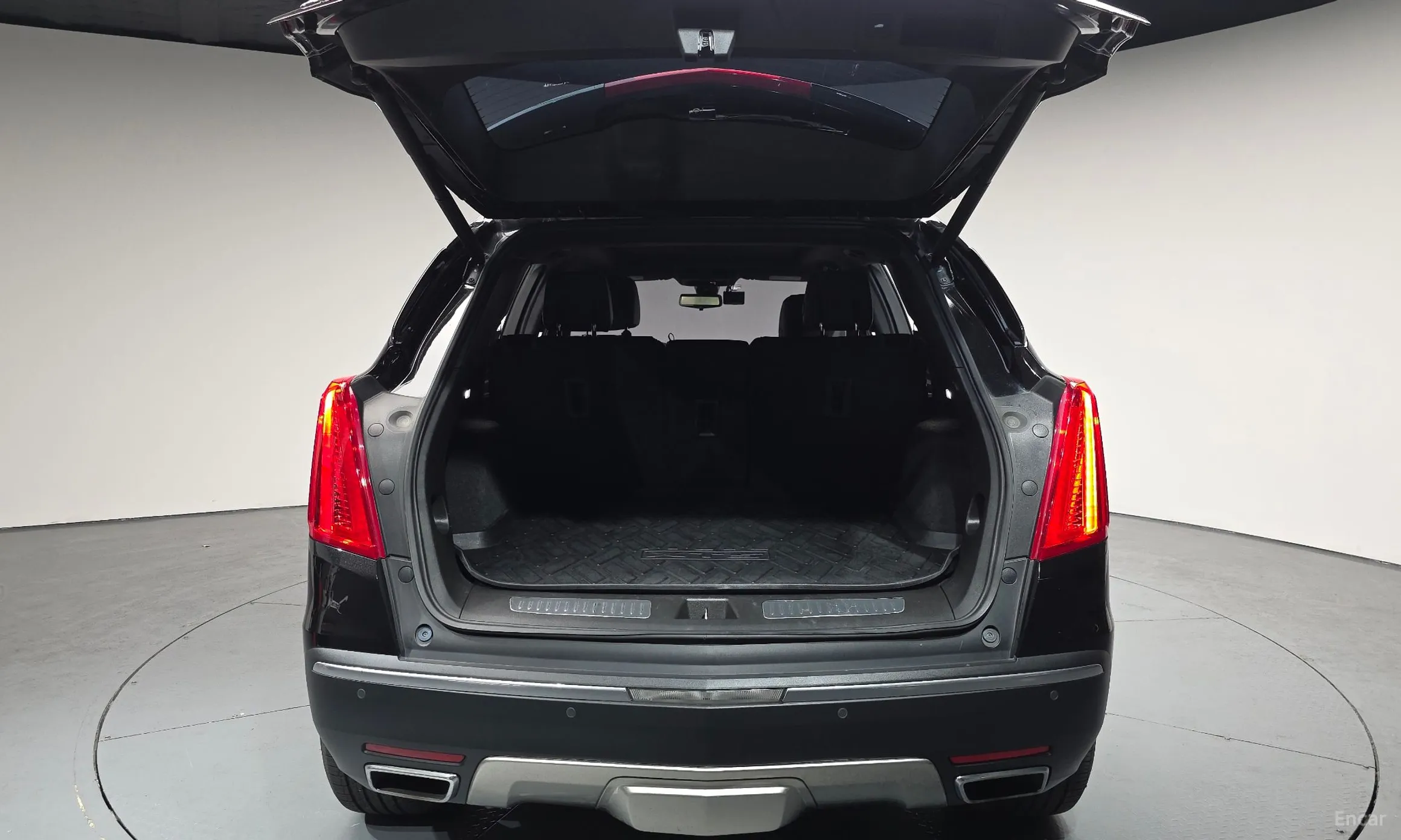 Cadillac XT5 превью 20