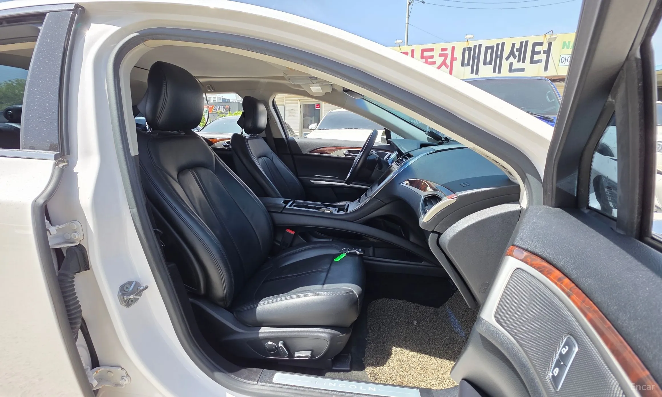 Lincoln New MKZ превью 10