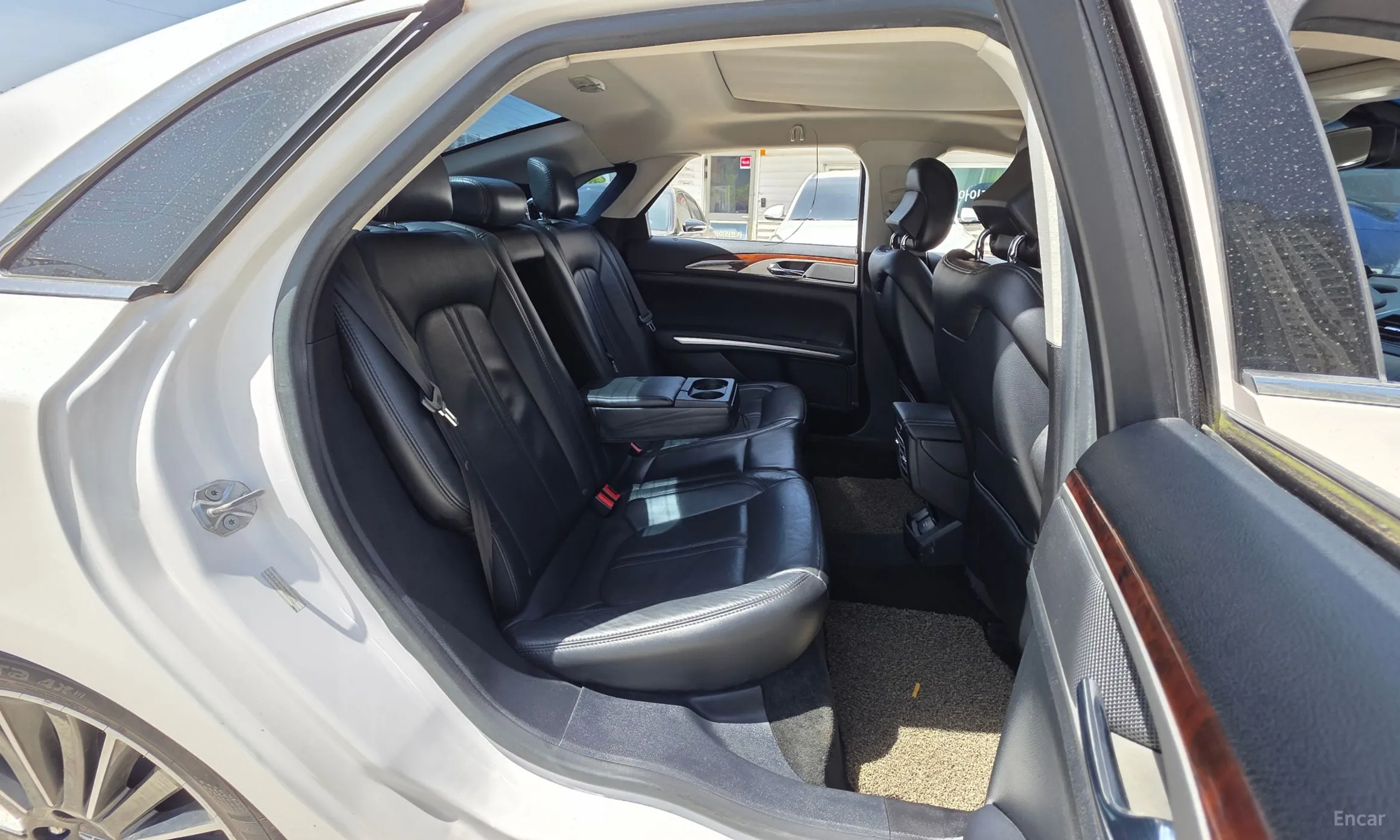 Lincoln New MKZ превью 19
