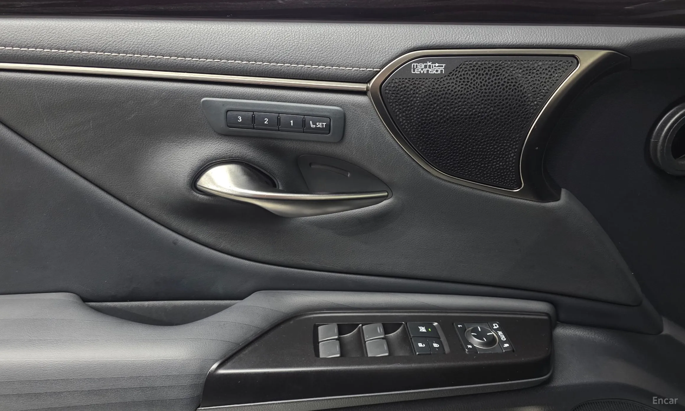 Lexus ES300h 7th Generation превью 13