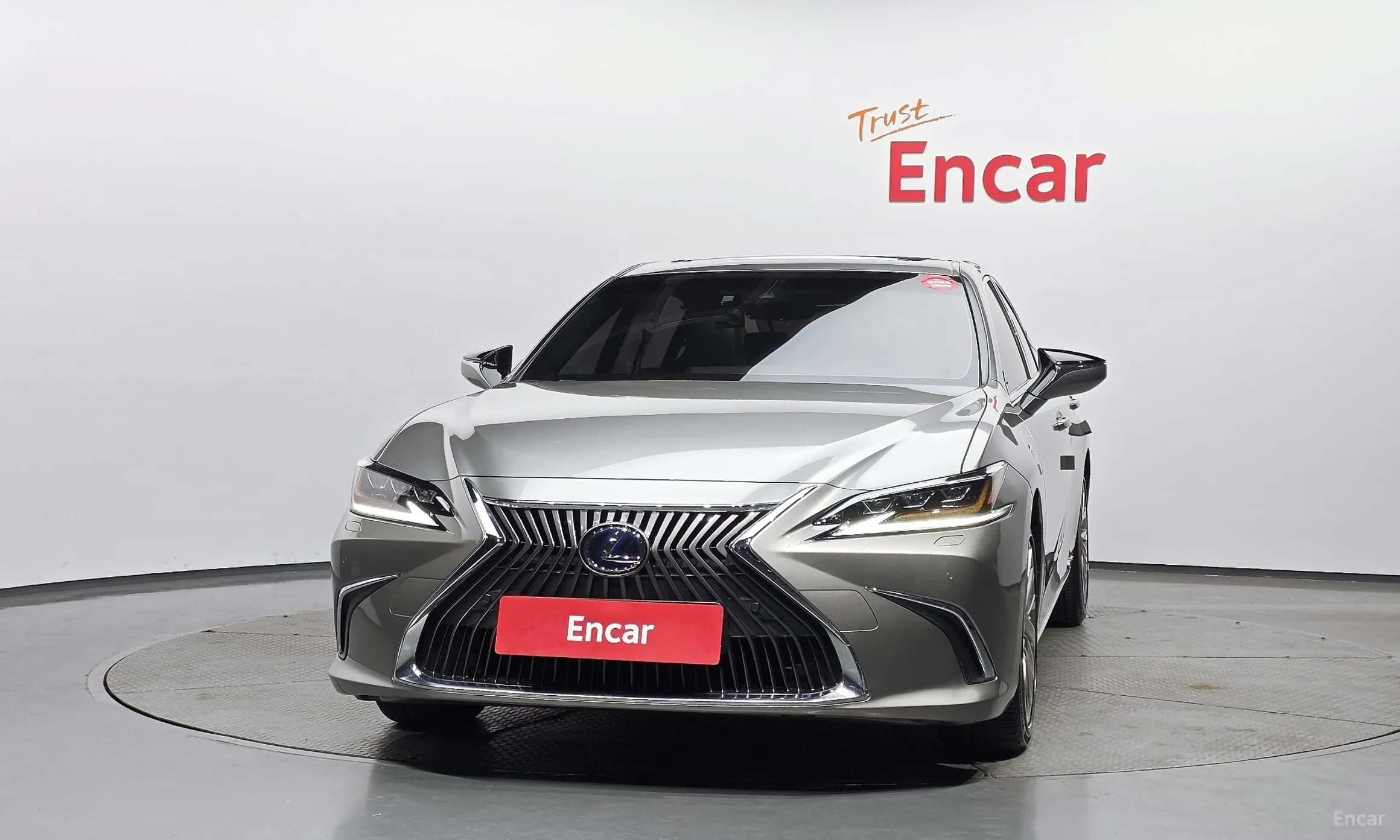 Lexus ES300h 7th Generation превью 3