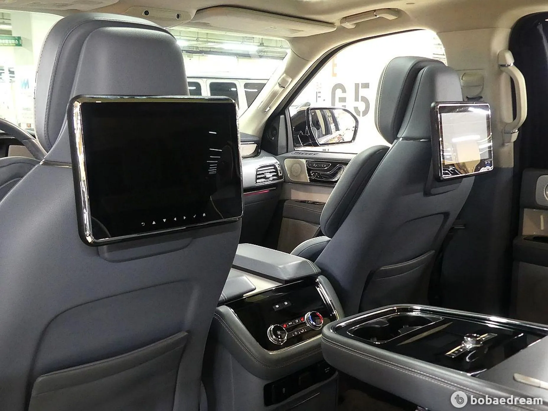 Lincoln Navigator 4th generation превью 15
