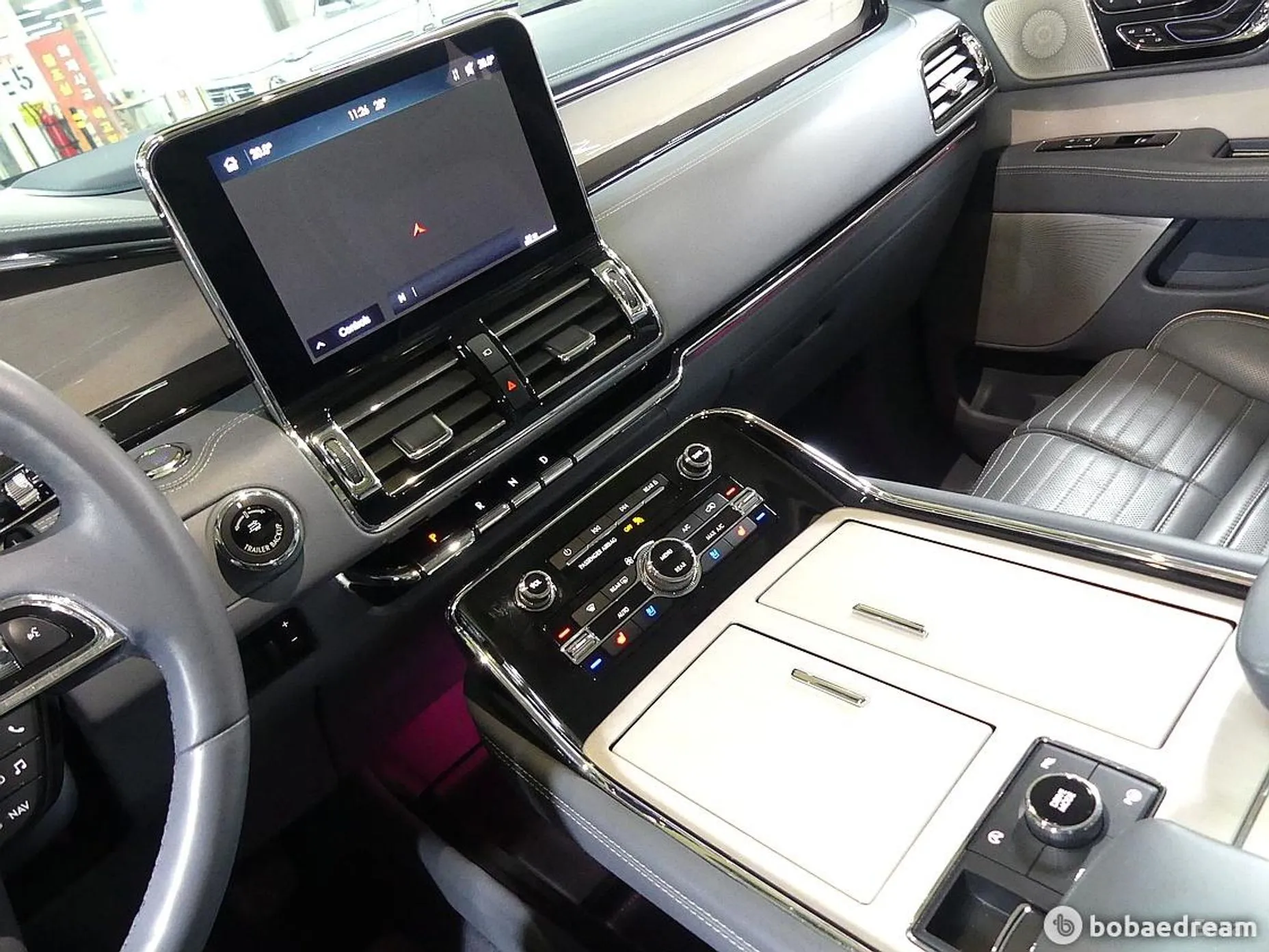 Lincoln Navigator 4th generation превью 8