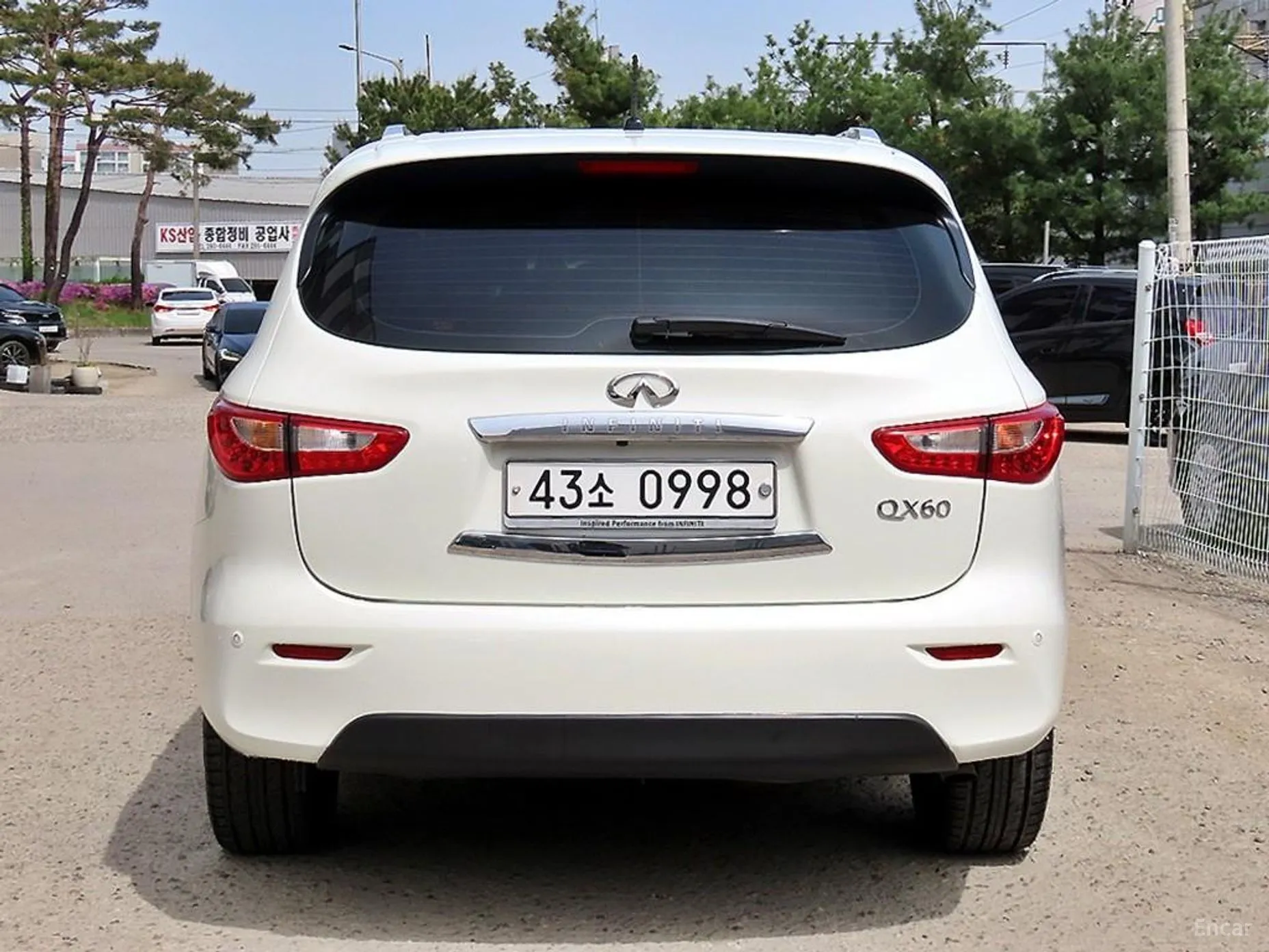 Infiniti QX60 превью 4