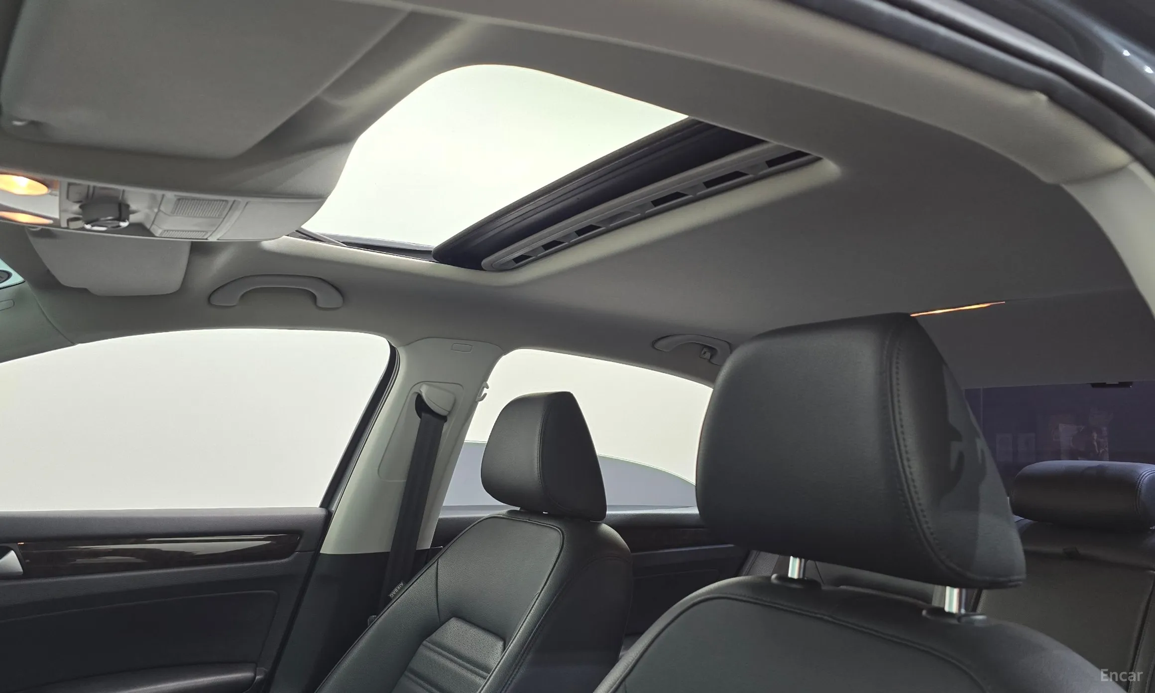 Volkswagen The New Passat превью 19