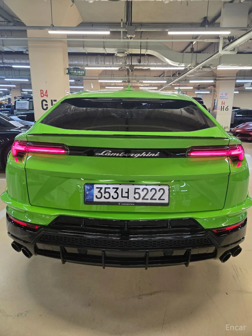 Lamborghini Urus превью 4