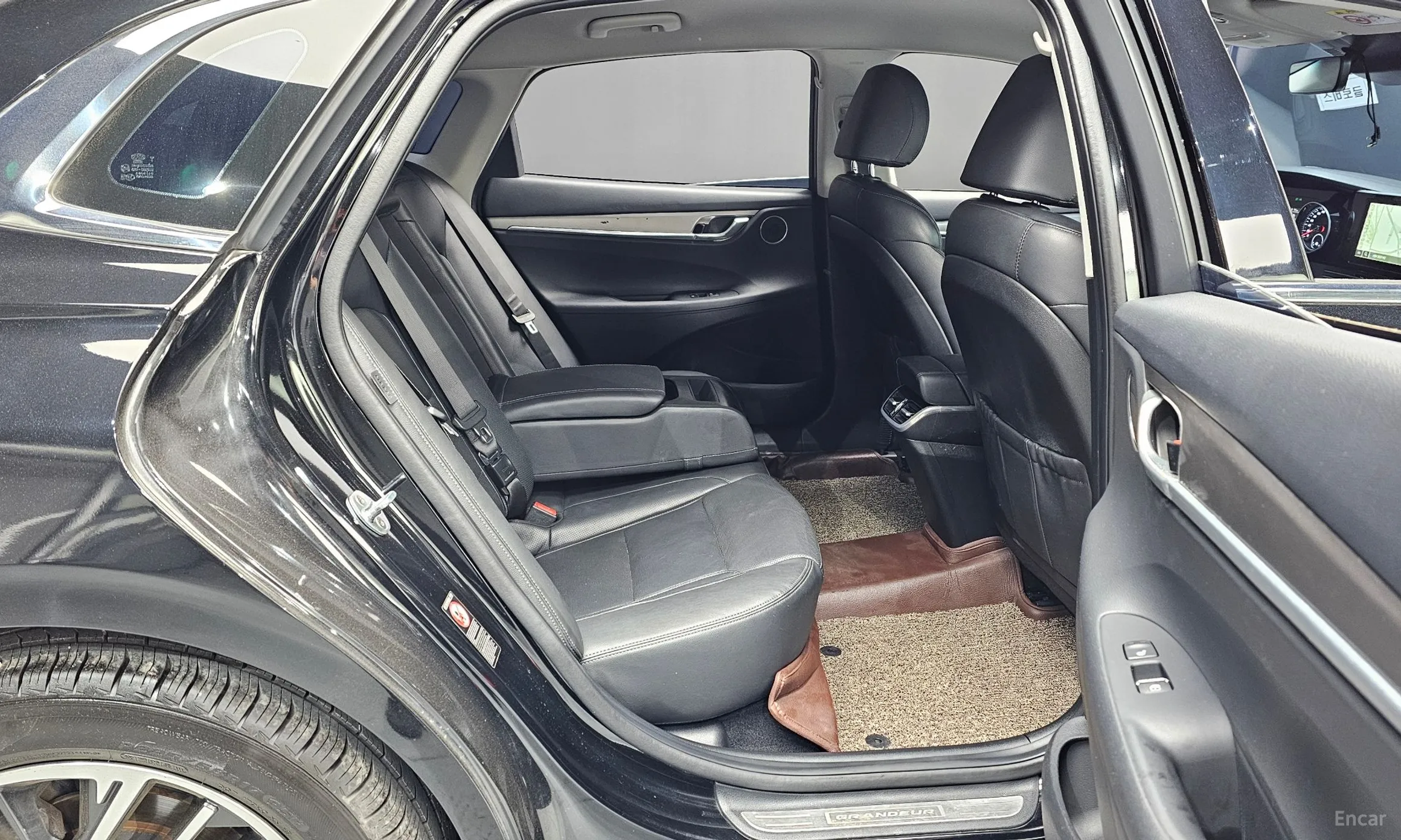 Hyundai Grandeur IG превью 12