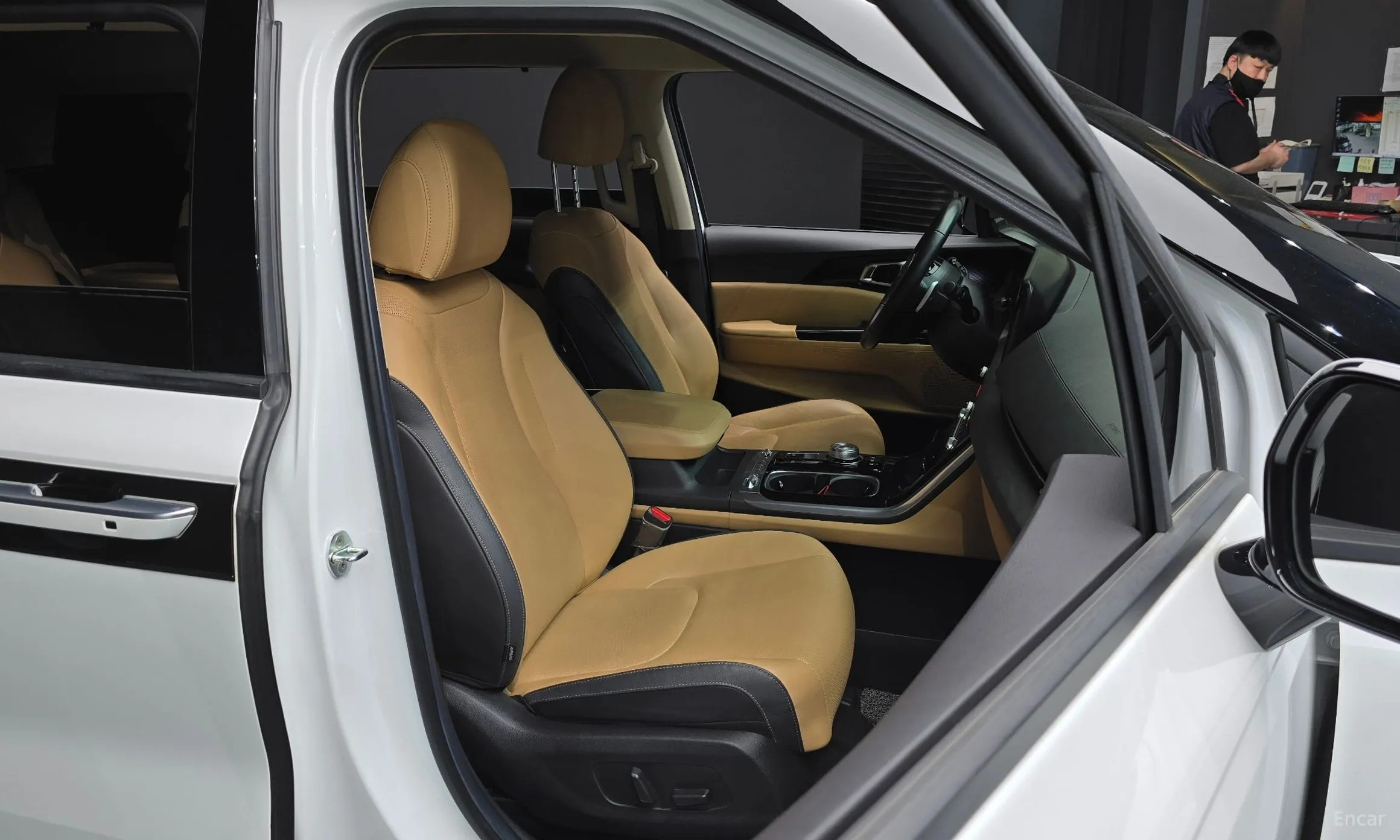 Kia Carnival Gen 4 превью 12