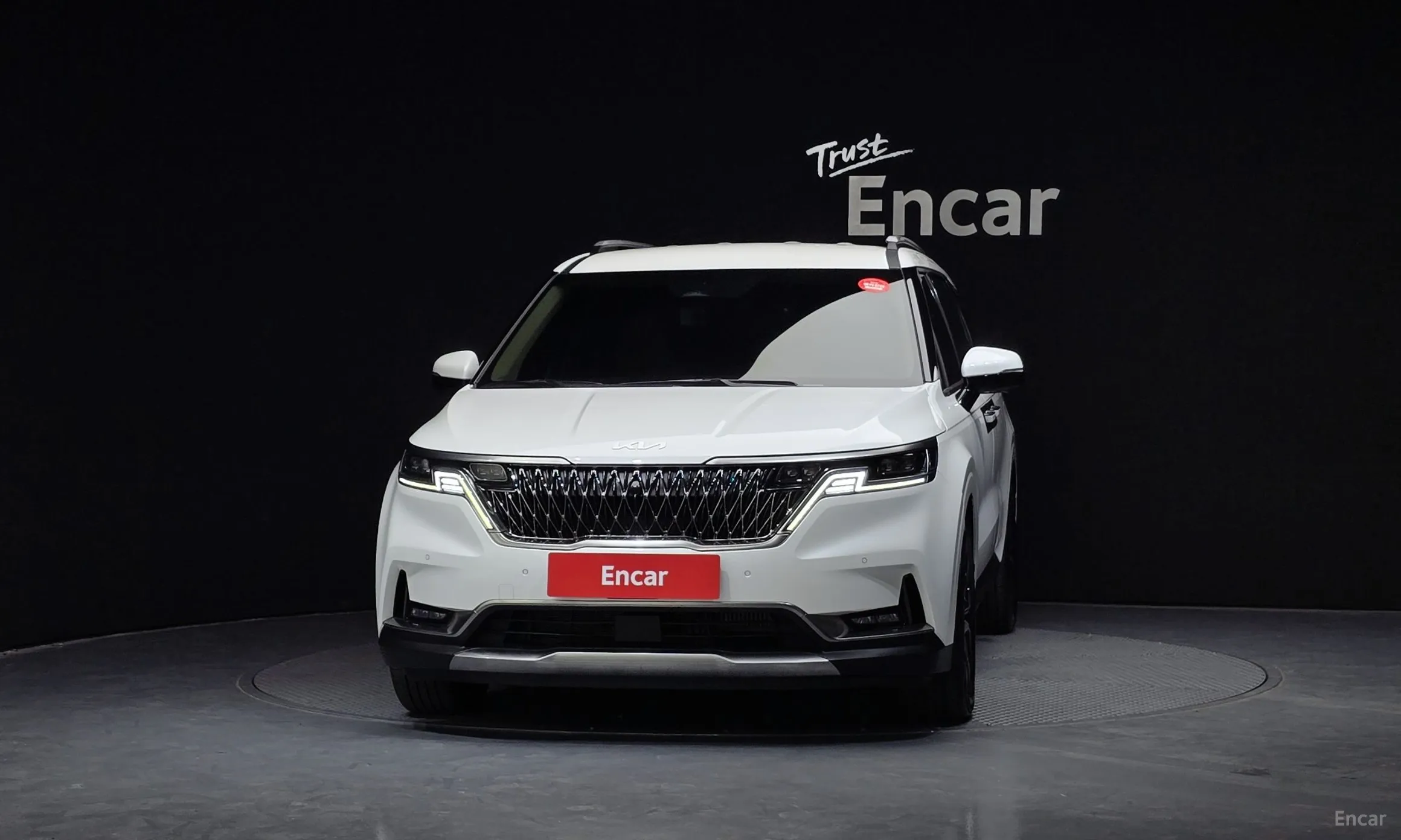 Kia Carnival Gen 4 превью 3