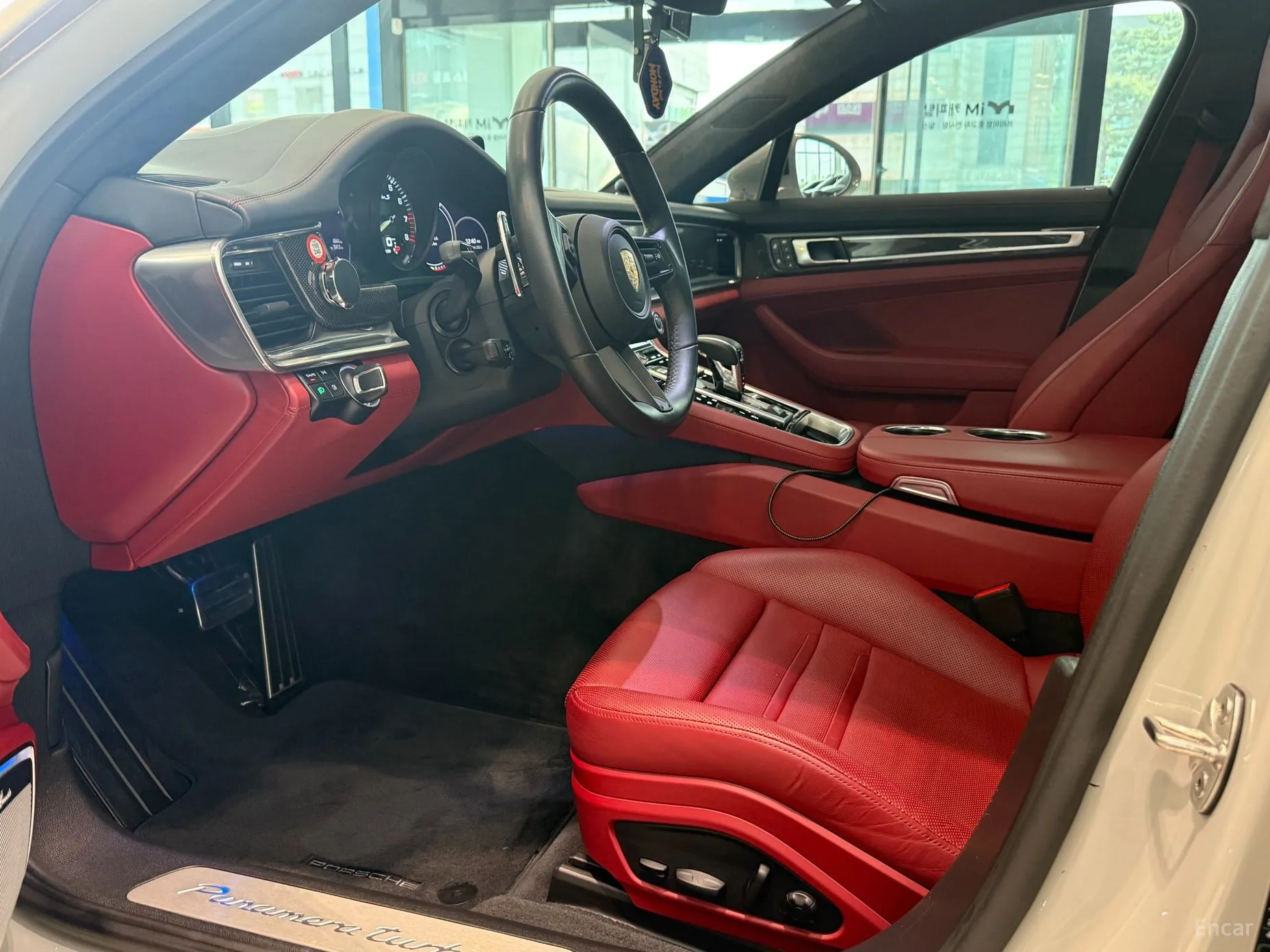Porsche Panamera (971) превью 10