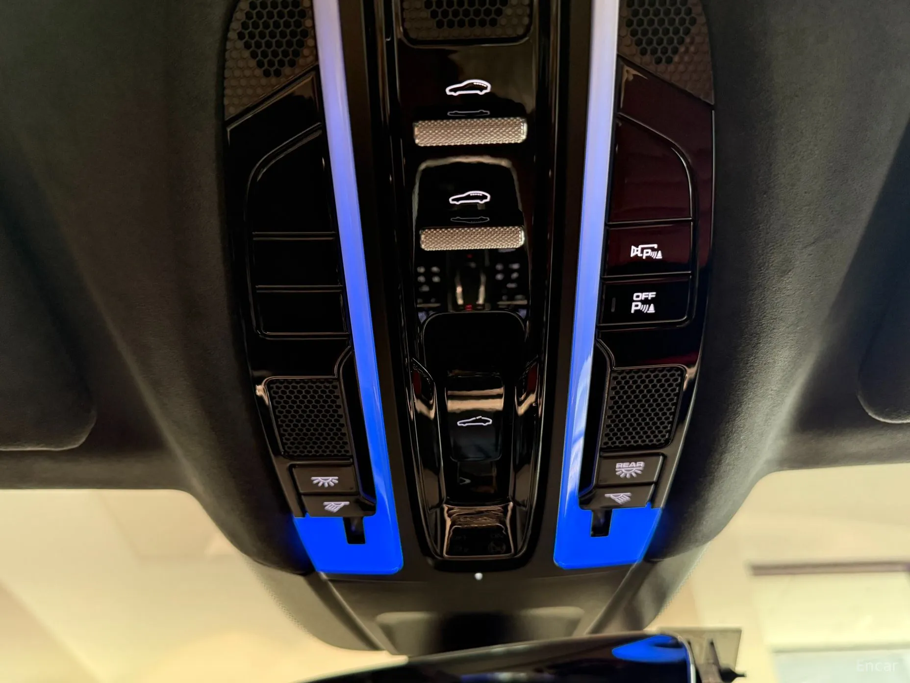 Porsche Panamera (971) превью 16