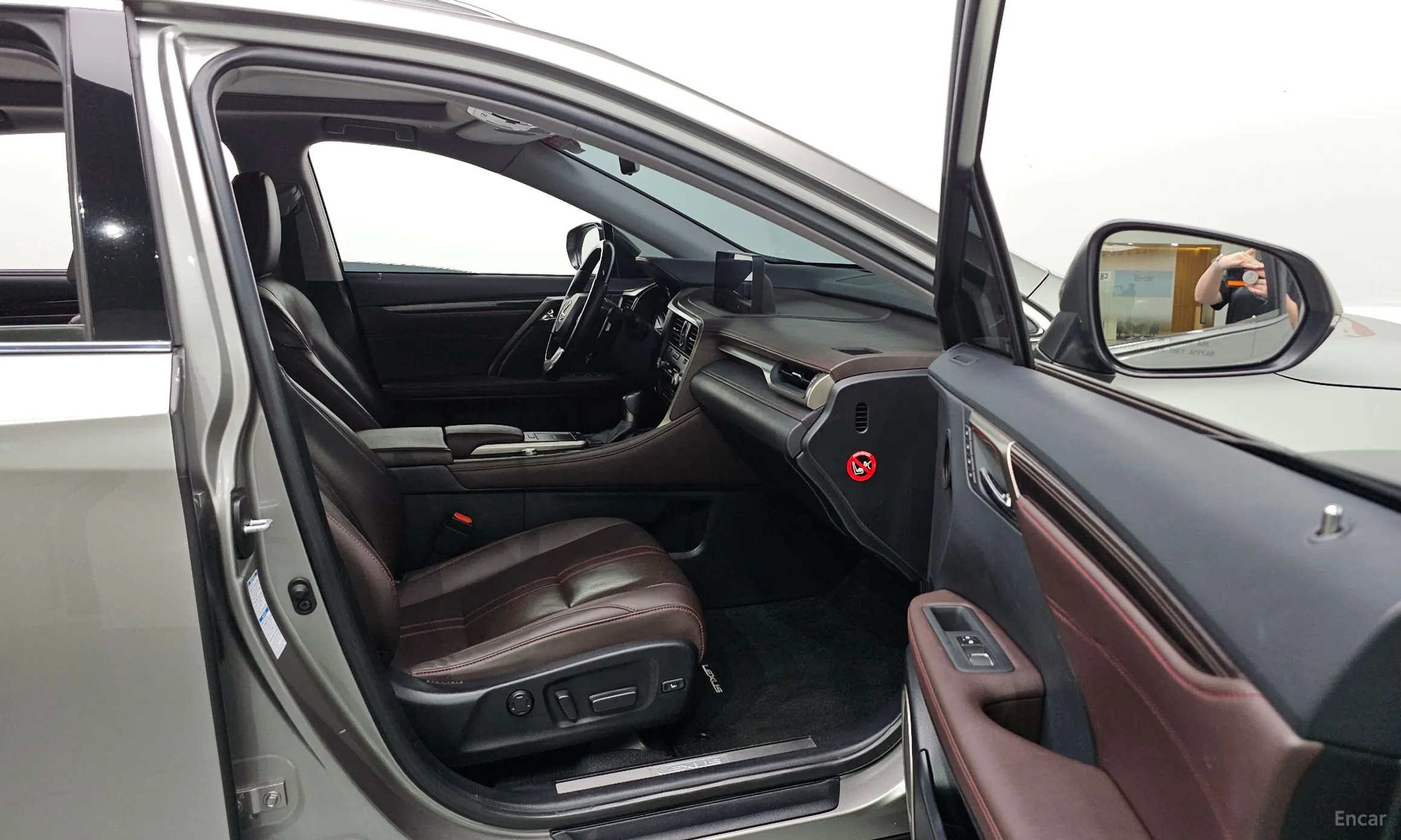Lexus RX450h Gen 4 превью 17