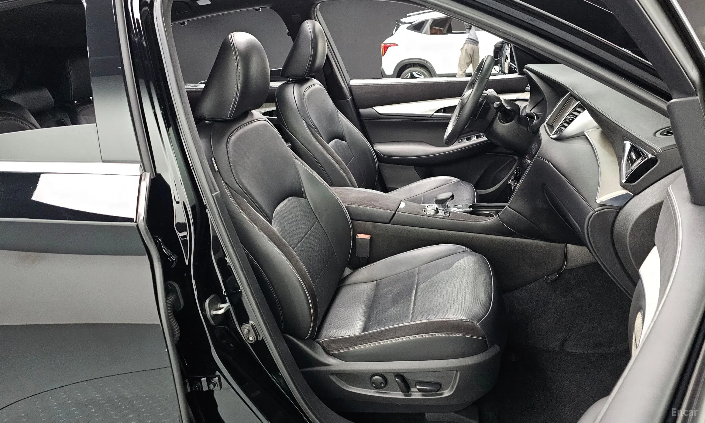 Infiniti QX50 (P71A) превью 10