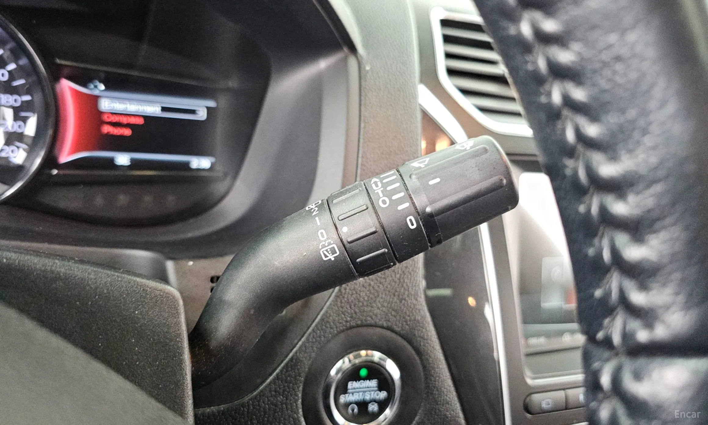 Ford Explorer превью 19