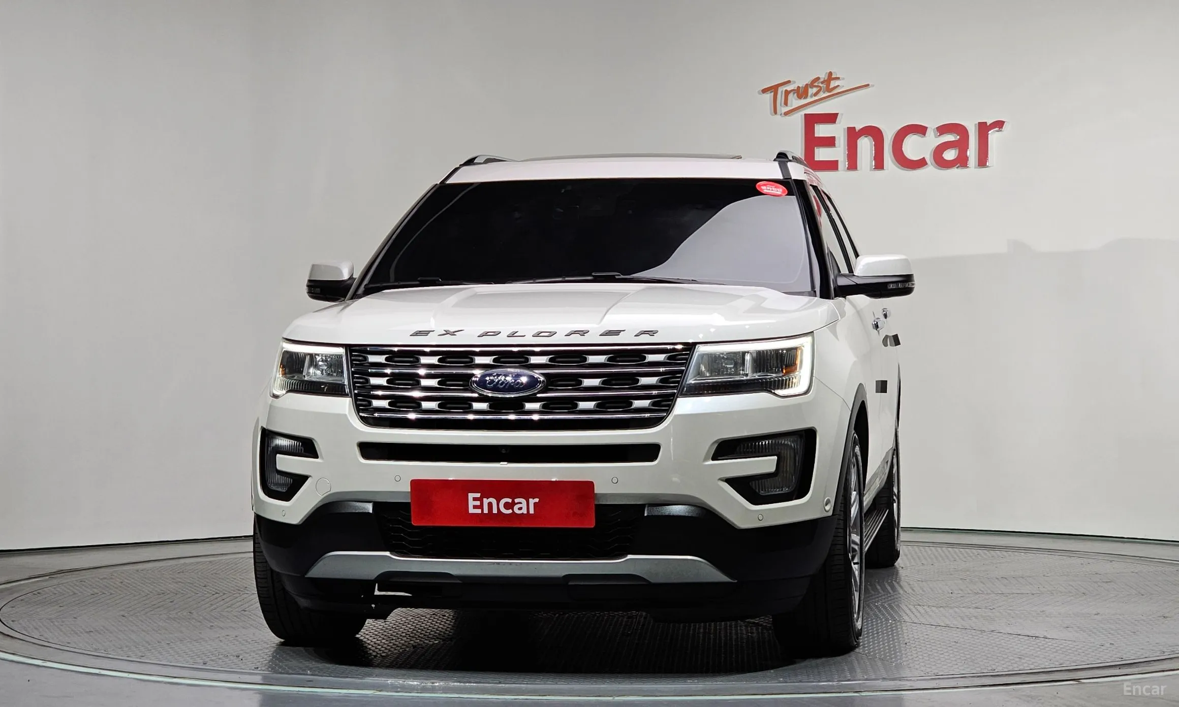 Ford Explorer превью 3