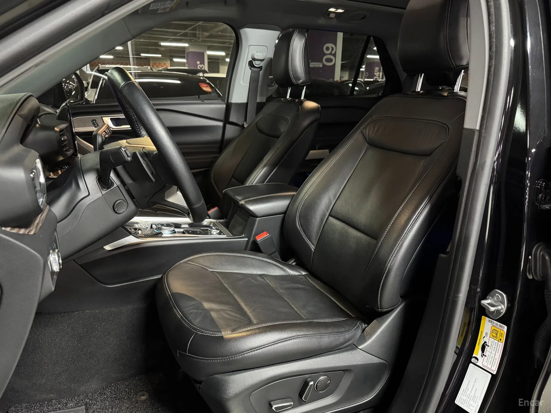 Ford Explorer 6th Generation превью 10