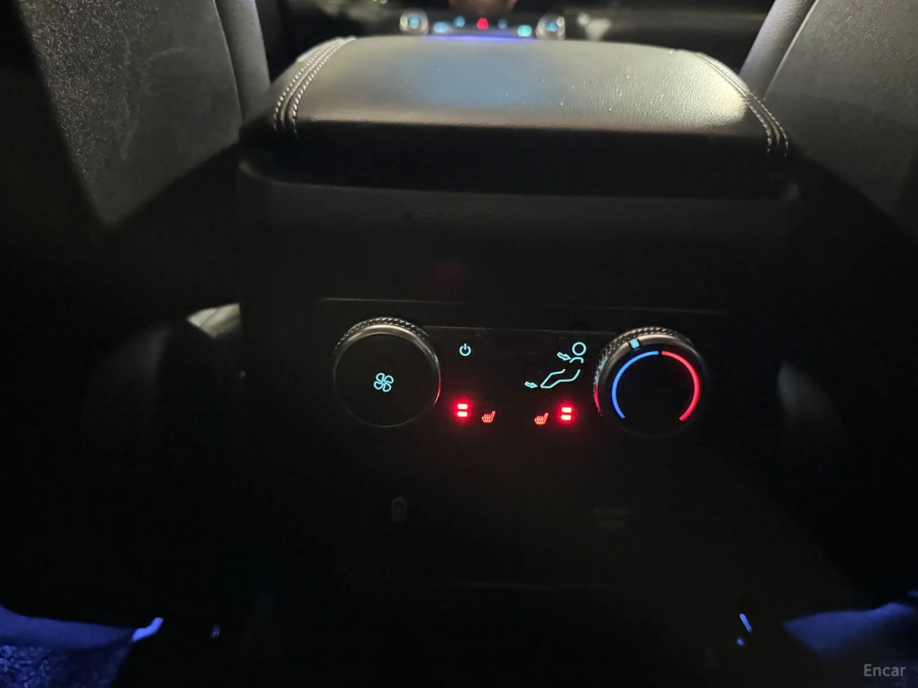 Ford Explorer 6th Generation превью 13