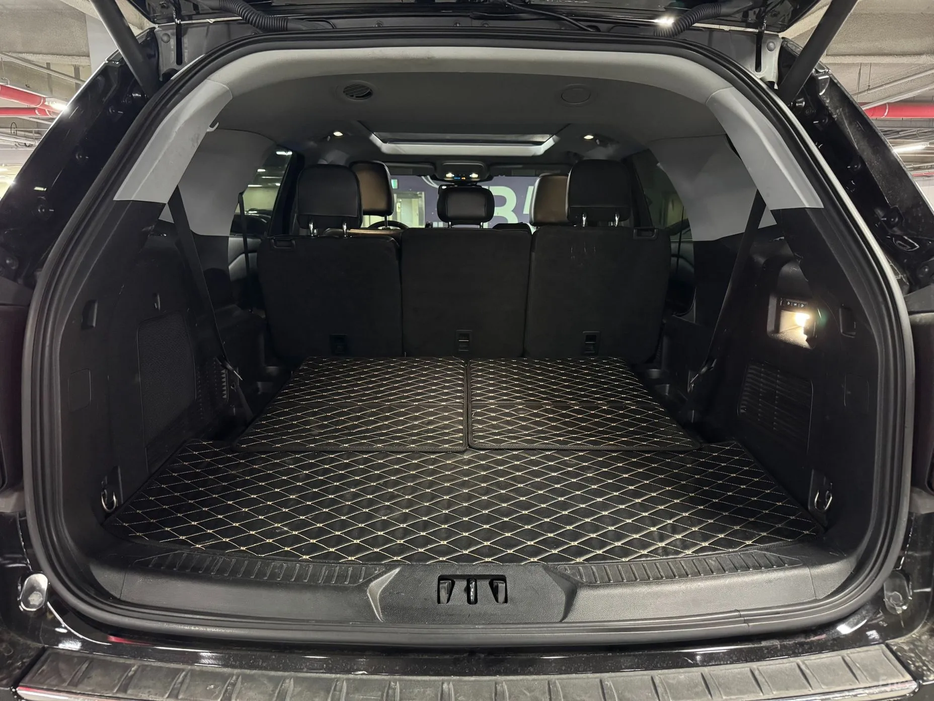 Ford Explorer 6th Generation превью 19