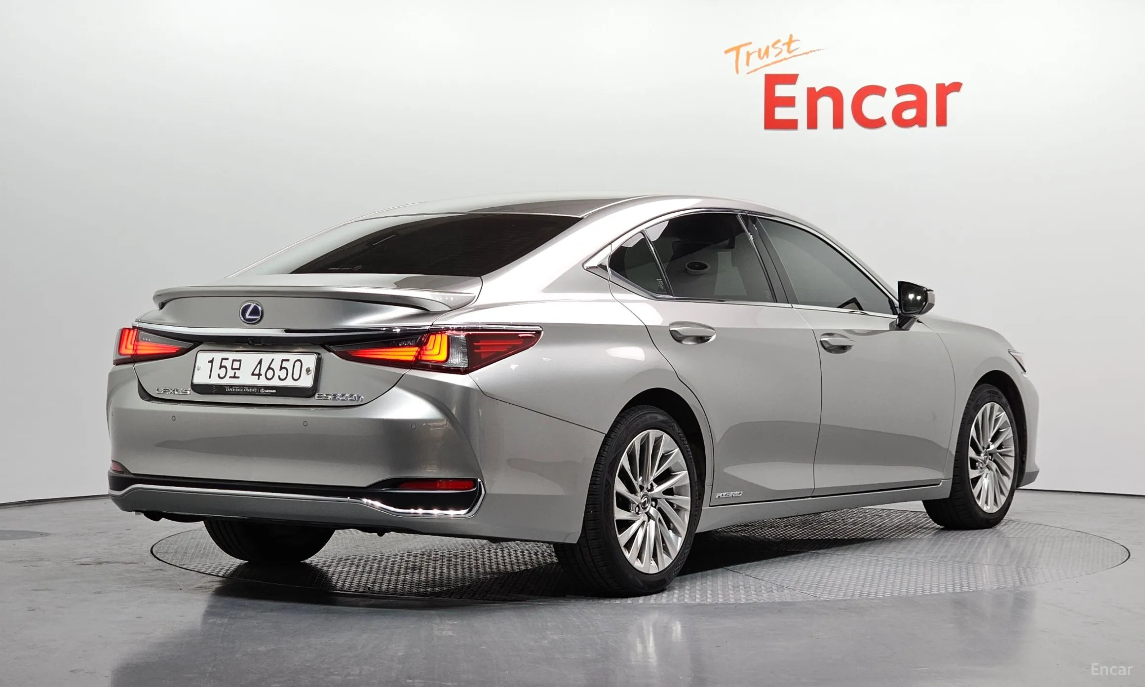 Lexus ES300h 7th Generation превью 2
