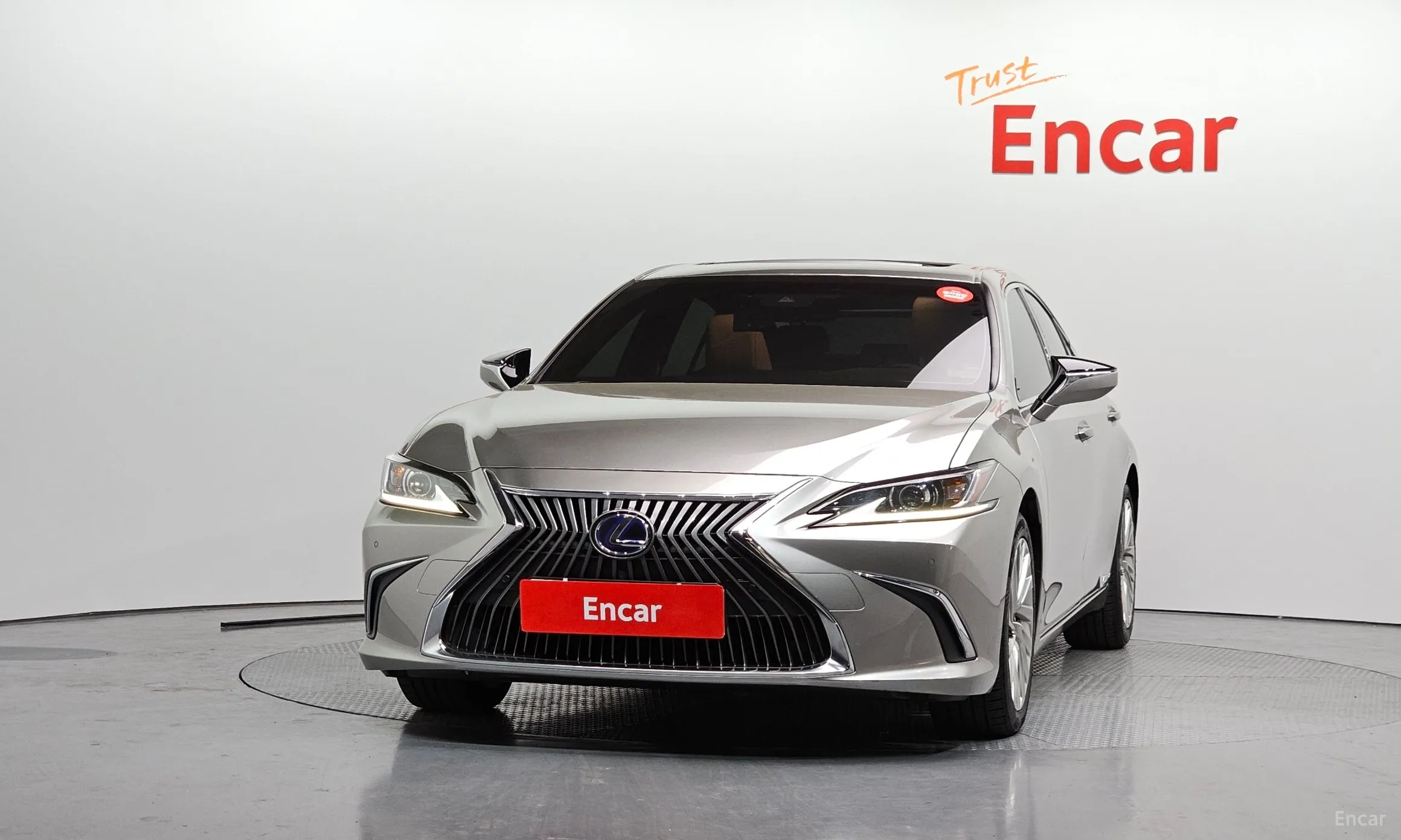 Lexus ES300h 7th Generation превью 3