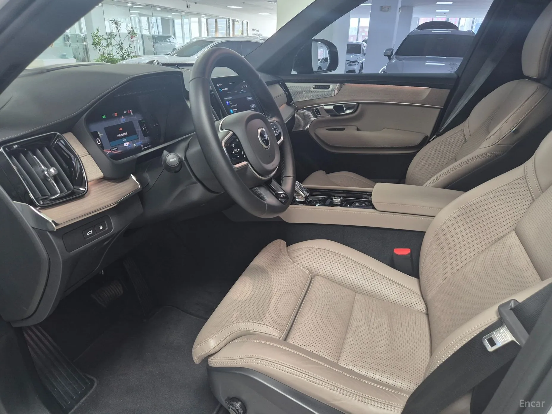 Volvo XC90 Gen 2 превью 12
