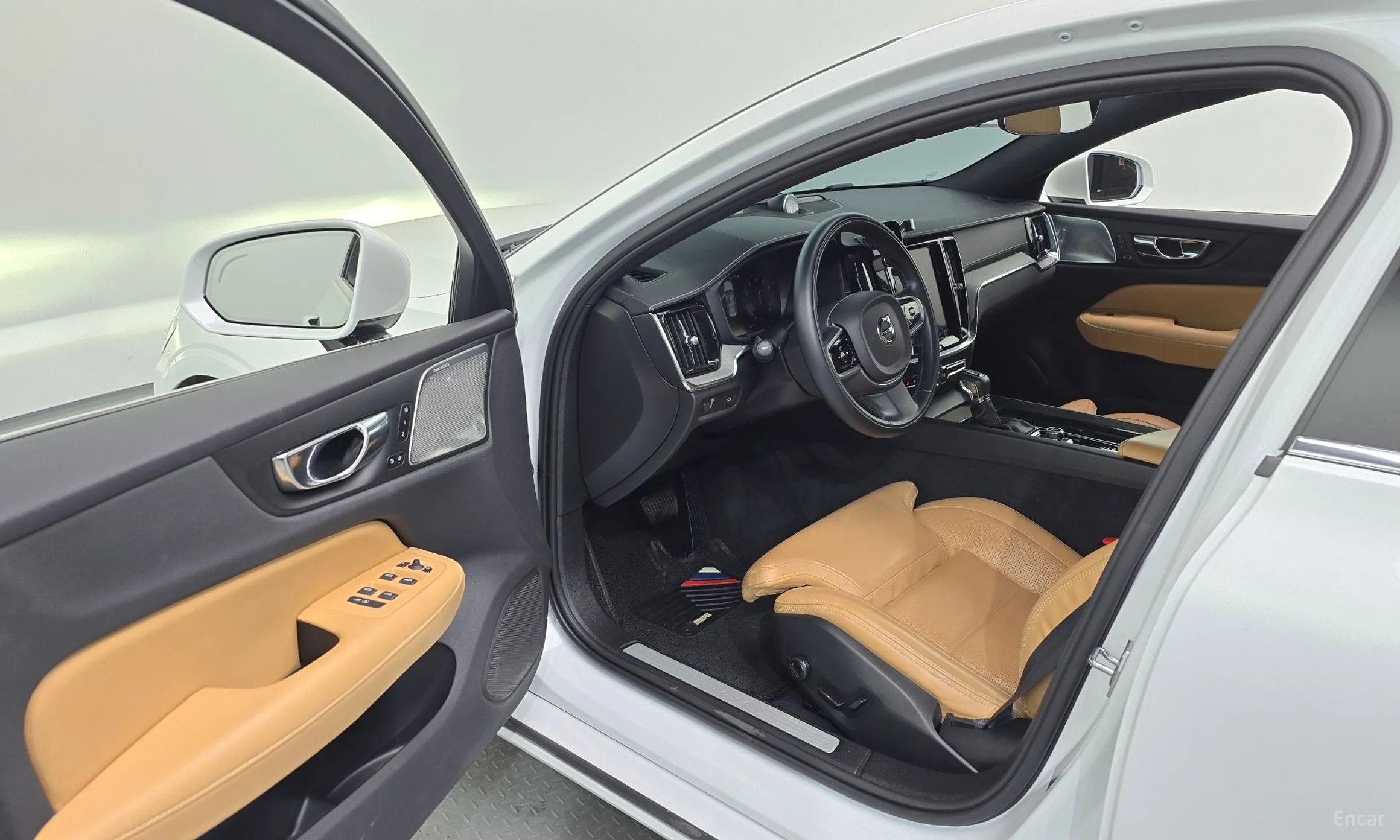 Volvo S60 3rd Generation превью 10