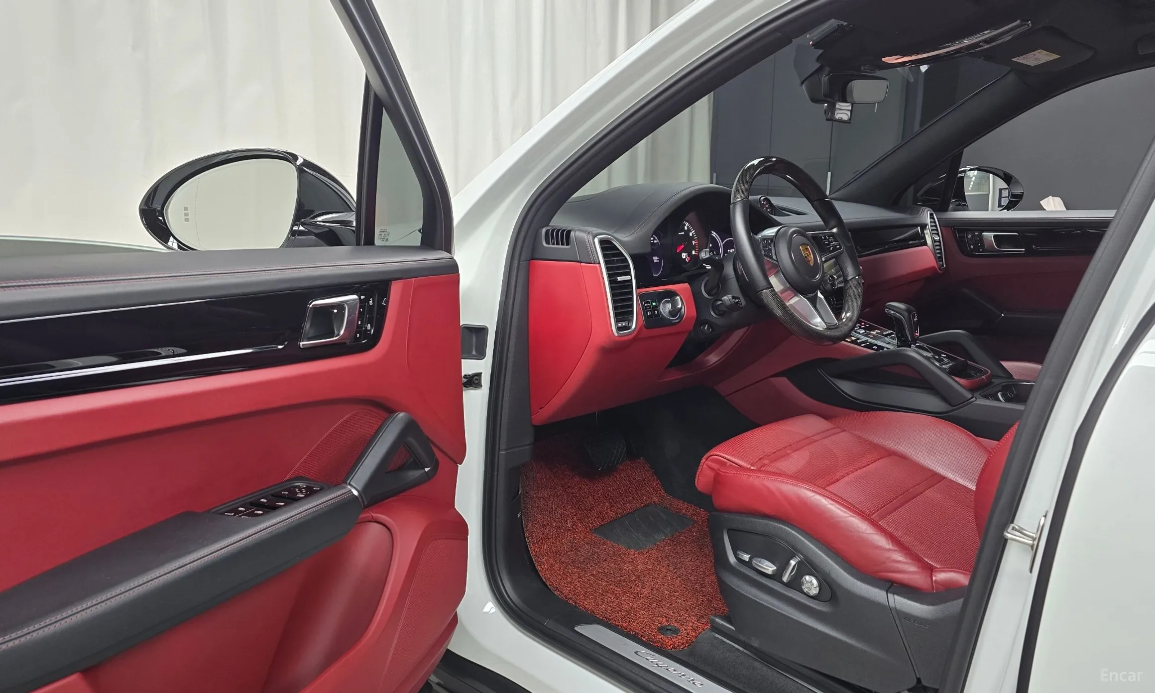 Porsche Cayenne (PO536) превью 10