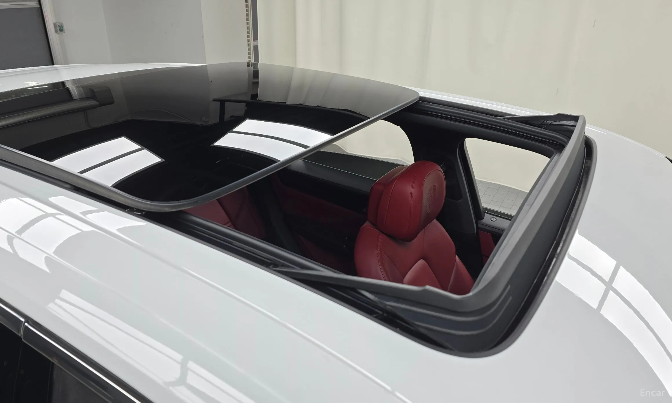 Porsche Cayenne (PO536) превью 17