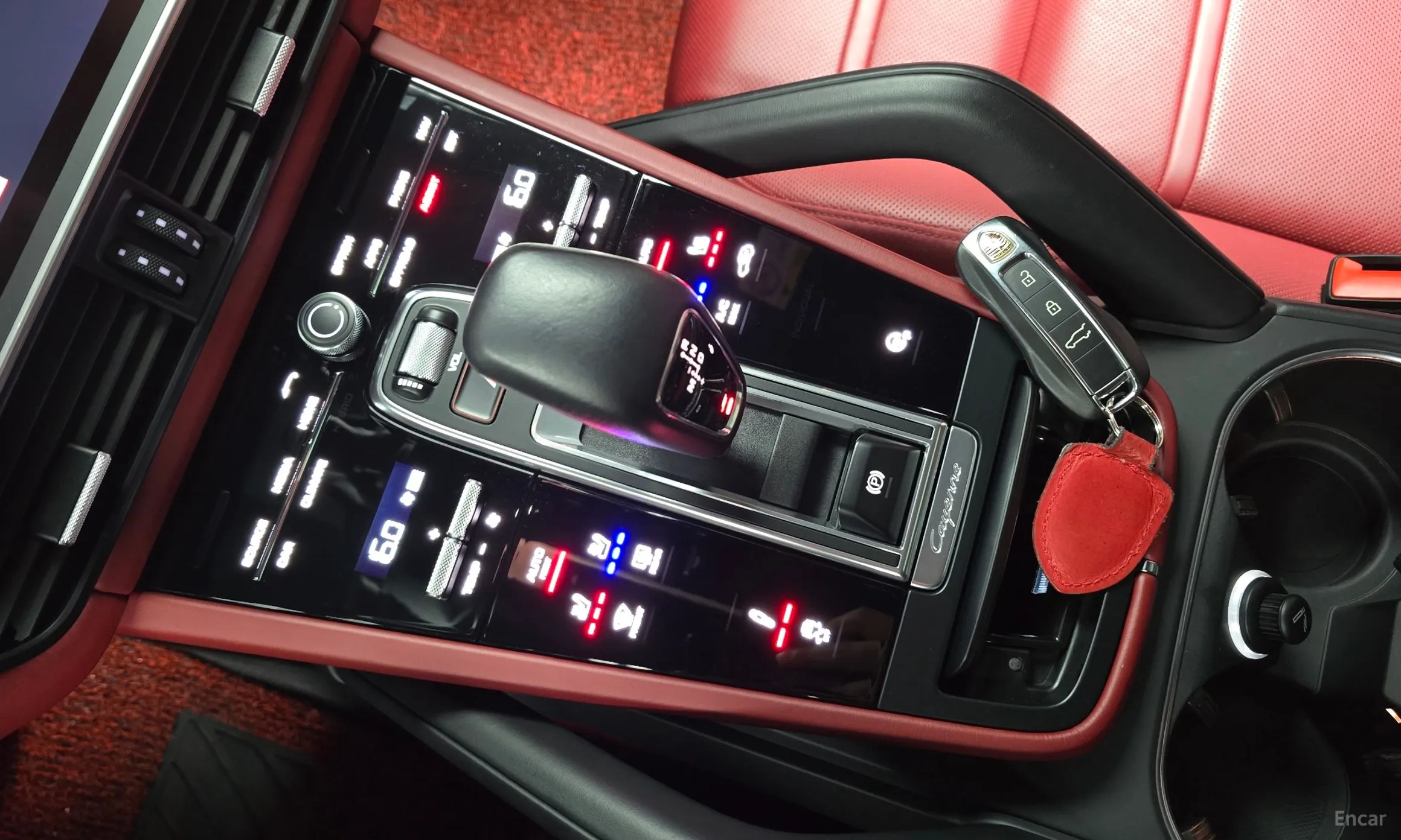 Porsche Cayenne (PO536) превью 9